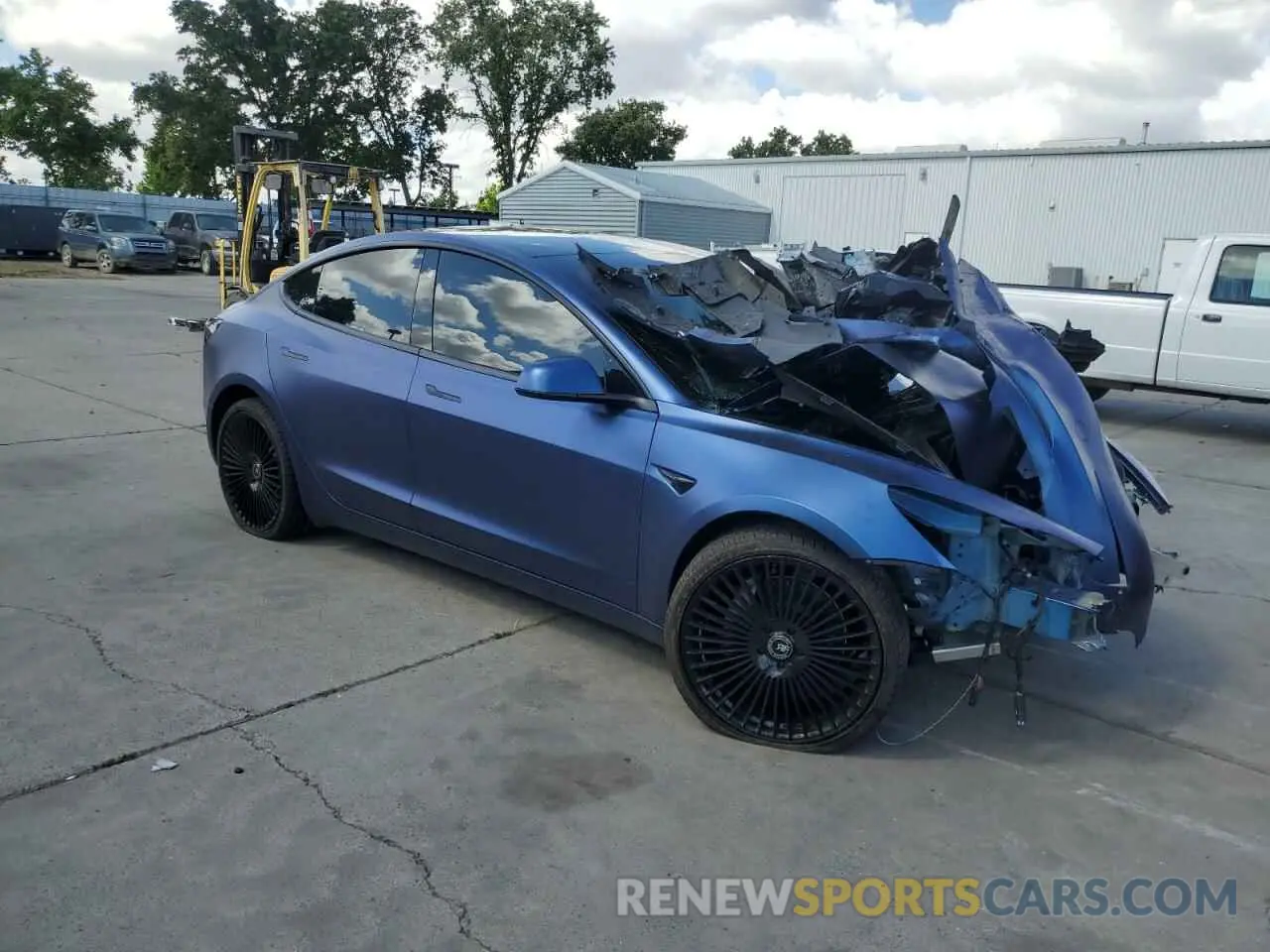 4 Фотография поврежденного автомобиля 5YJ3E1EA8PF626090 TESLA MODEL 3 2023