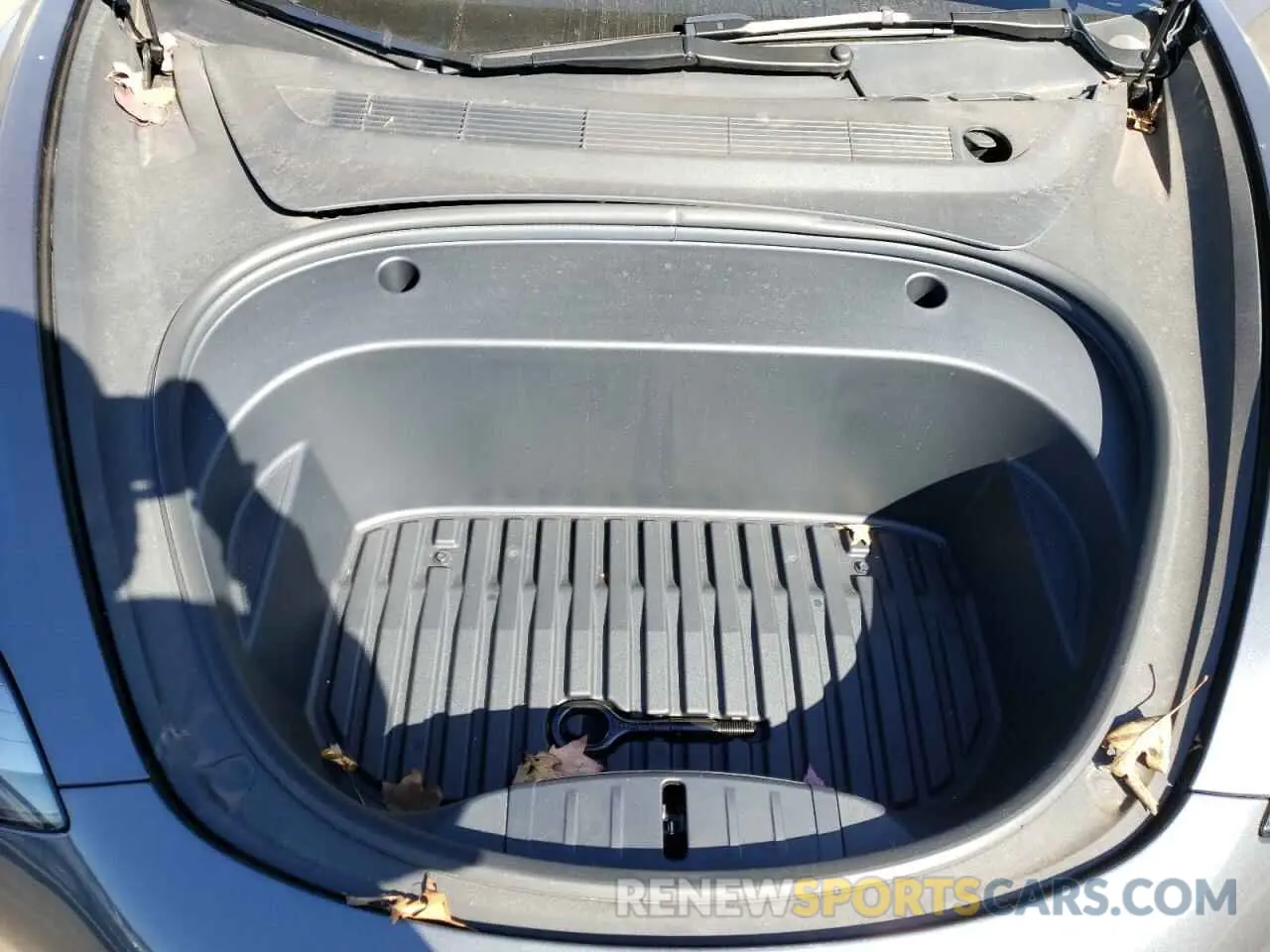 11 Photograph of a damaged car 5YJ3E1EA8PF638756 TESLA MODEL 3 2023