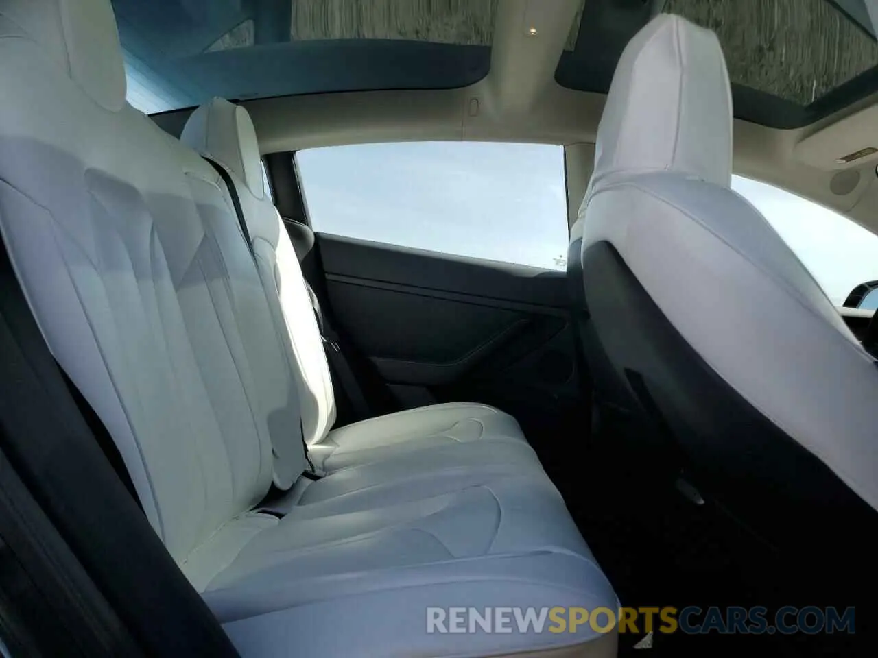 11 Фотография поврежденного автомобиля 5YJ3E1EA8PF648073 TESLA MODEL 3 2023