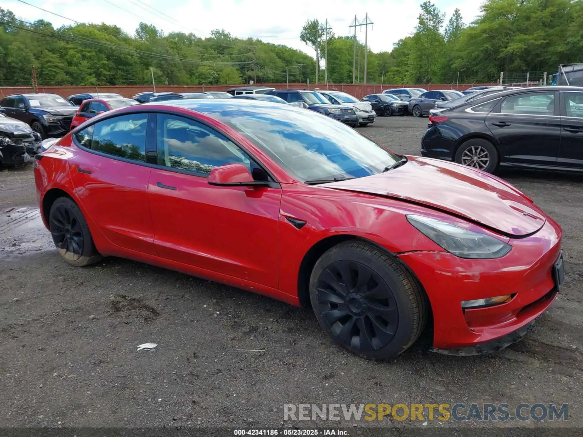 21 Photograph of a damaged car 5YJ3E1EA8PF663141 TESLA MODEL 3 2023