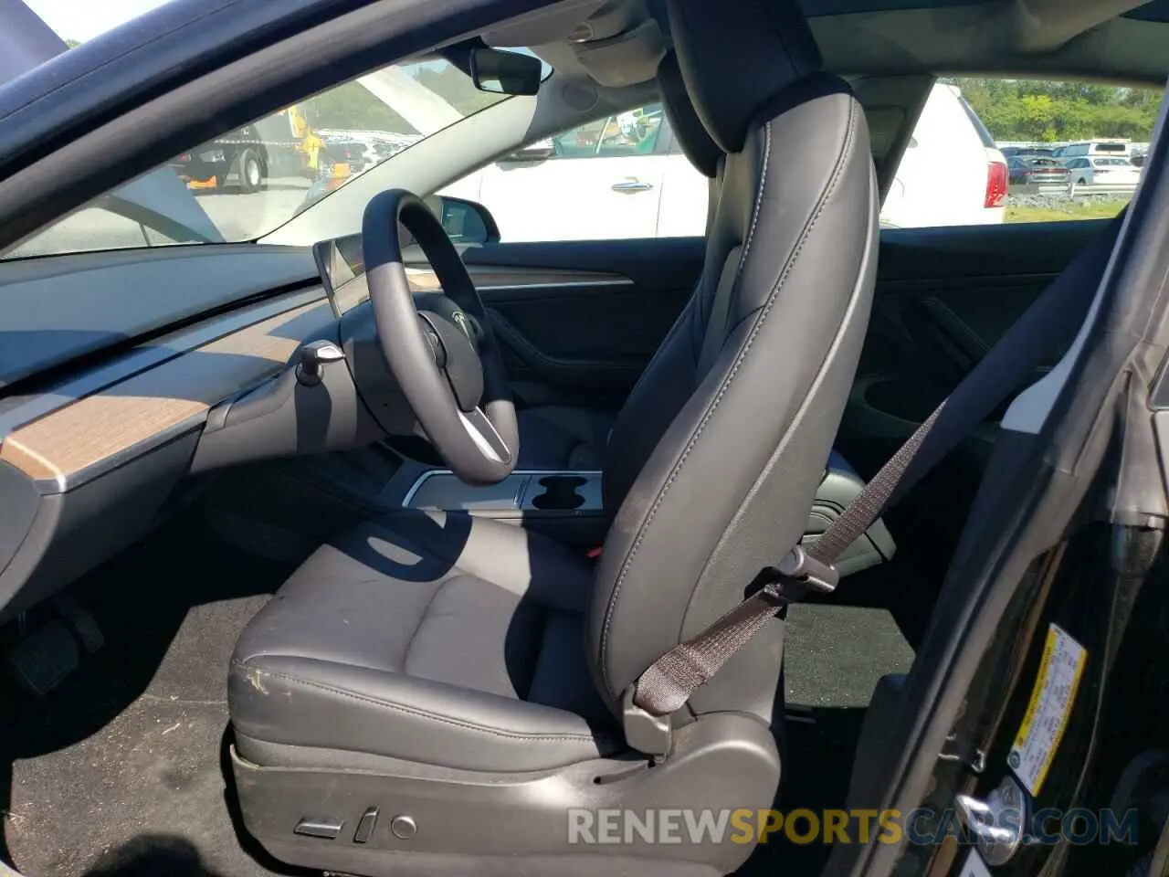 7 Photograph of a damaged car 5YJ3E1EA8PF664094 TESLA MODEL 3 2023