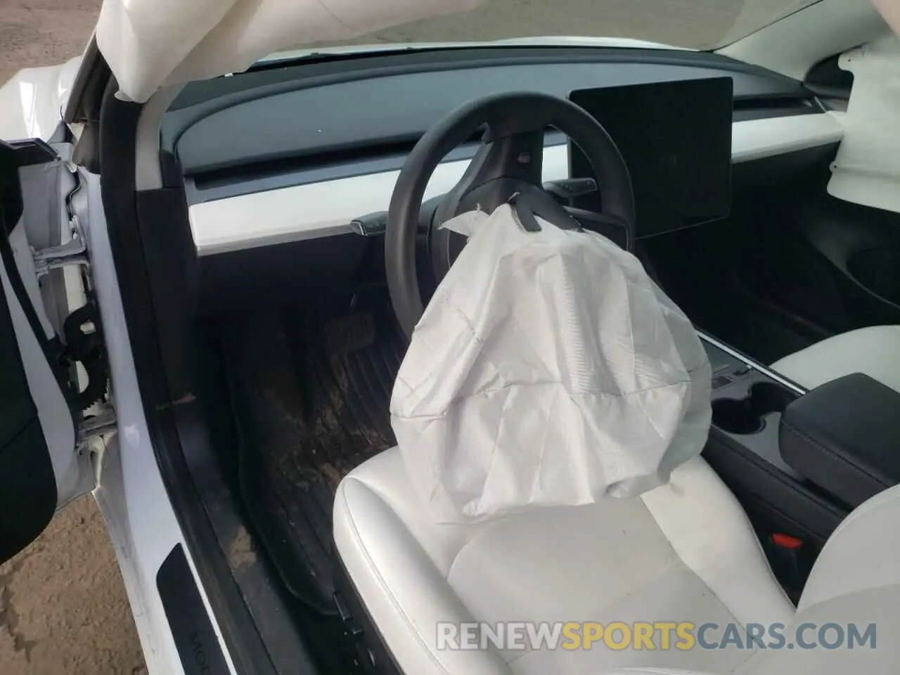 8 Photograph of a damaged car 5YJ3E1EA8PF671322 TESLA MODEL 3 2023