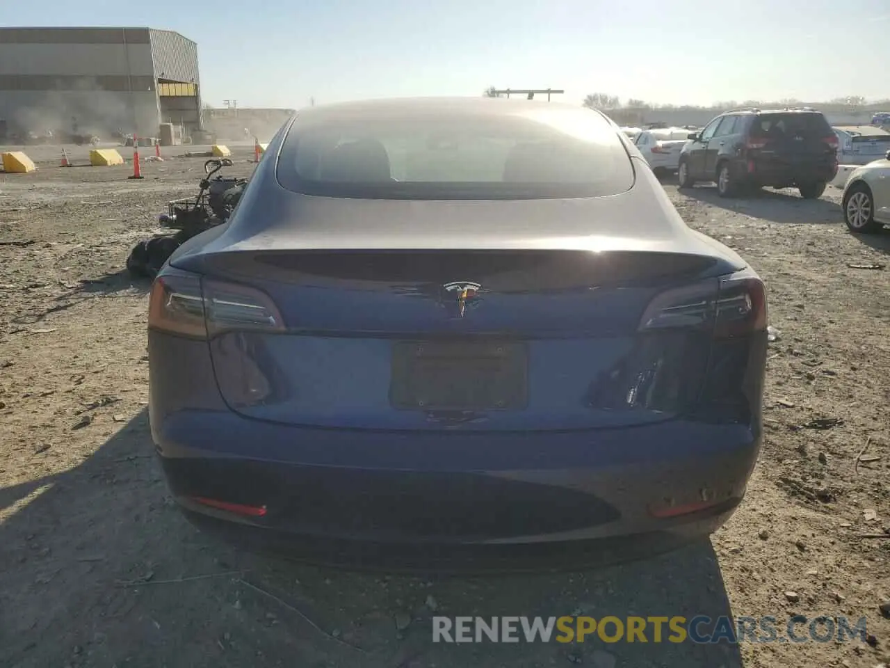 6 Фотография поврежденного автомобиля 5YJ3E1EA8PF681011 TESLA MODEL 3 2023