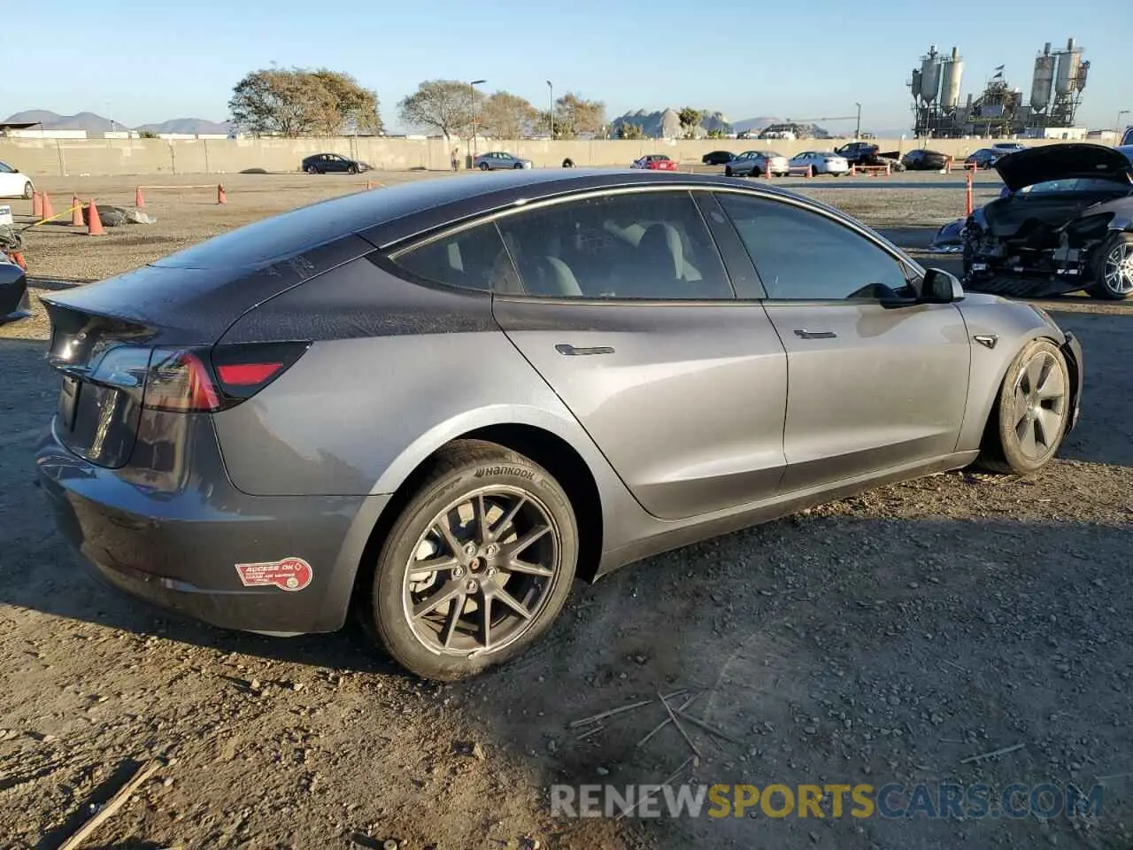 3 Фотография поврежденного автомобиля 5YJ3E1EA8PF682806 TESLA MODEL 3 2023