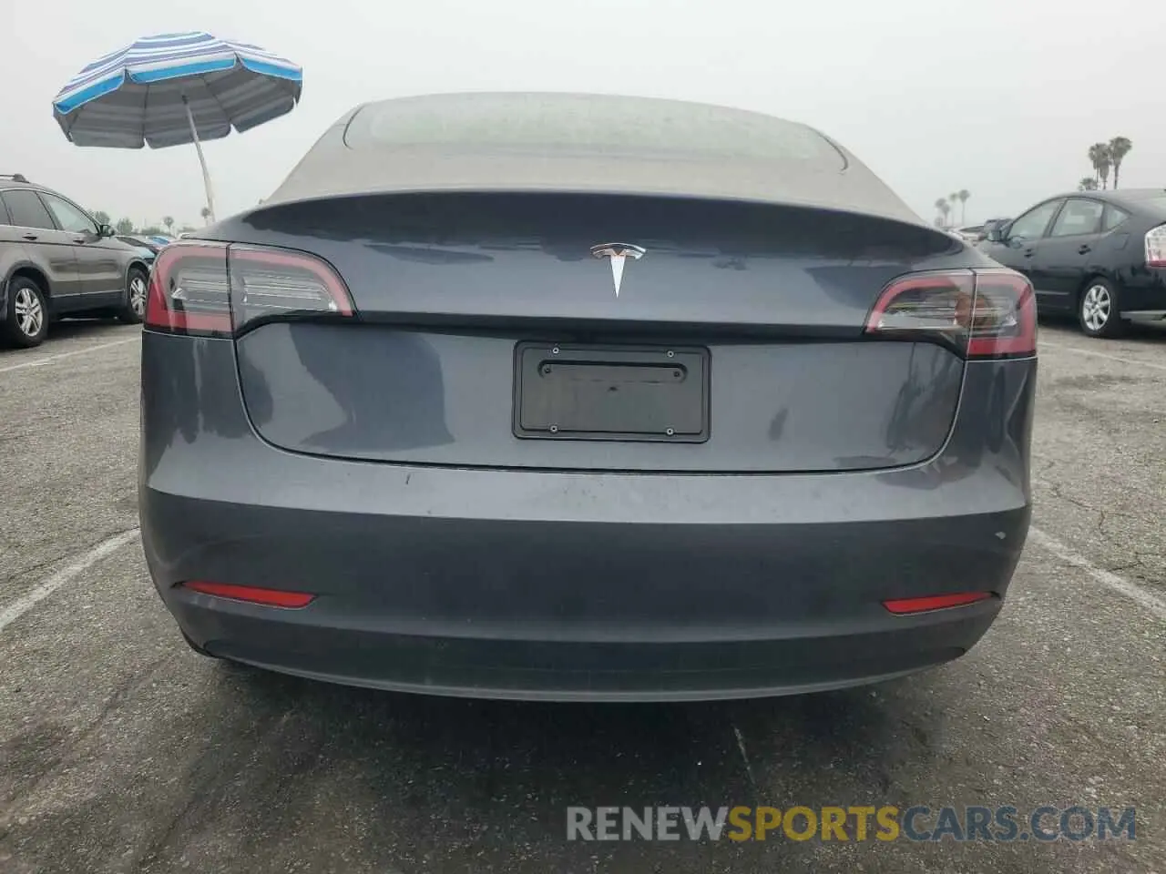 6 Photograph of a damaged car 5YJ3E1EA8PF685236 TESLA MODEL 3 2023