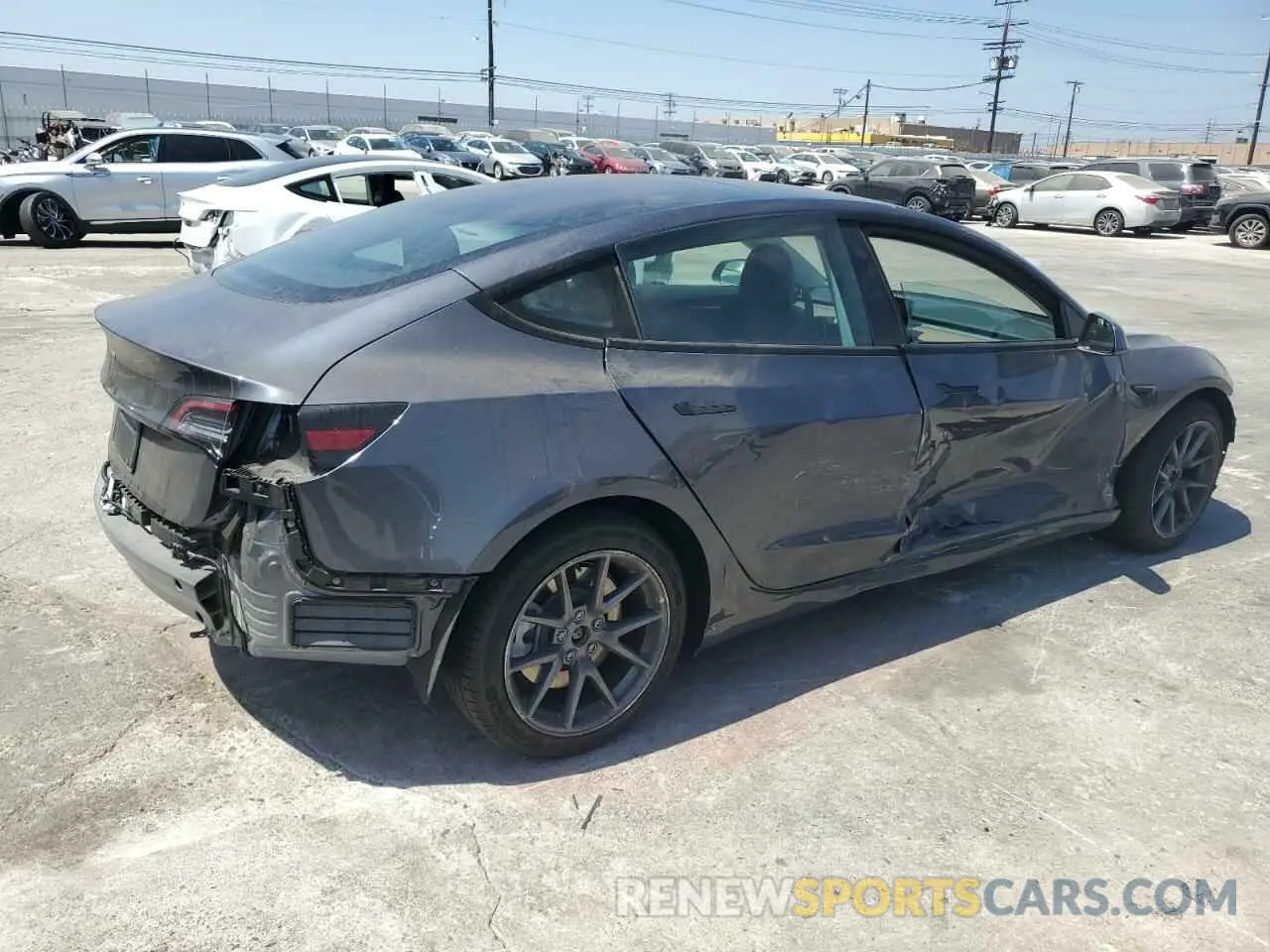3 Фотография поврежденного автомобиля 5YJ3E1EA9PF382496 TESLA MODEL 3 2023