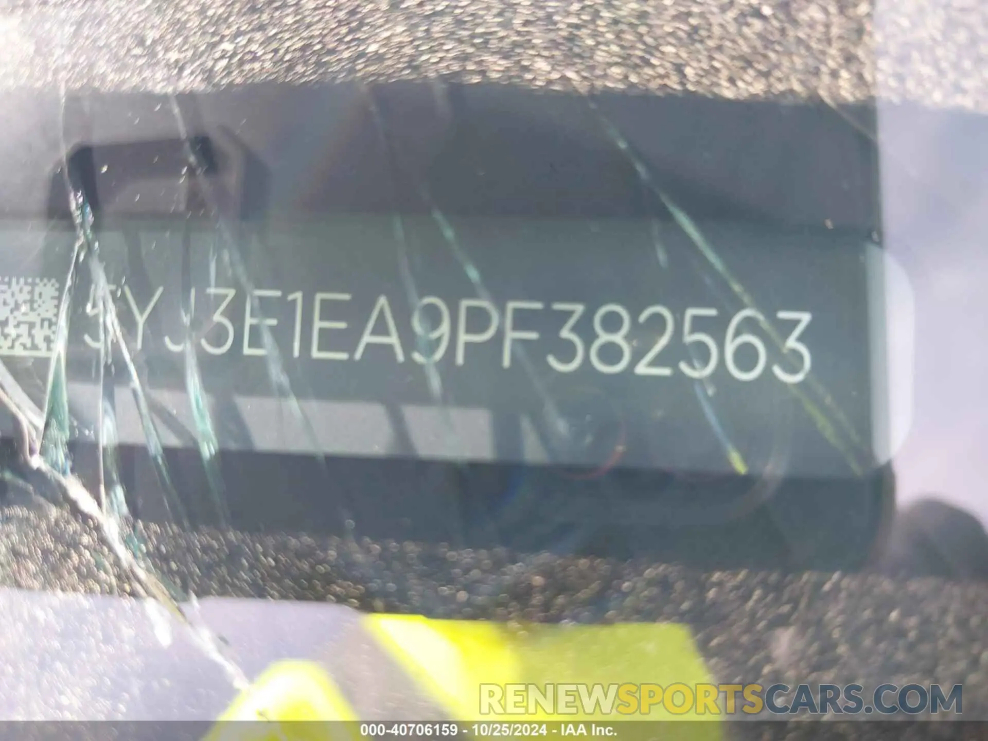 21 Photograph of a damaged car 5YJ3E1EA9PF382563 TESLA MODEL 3 2023