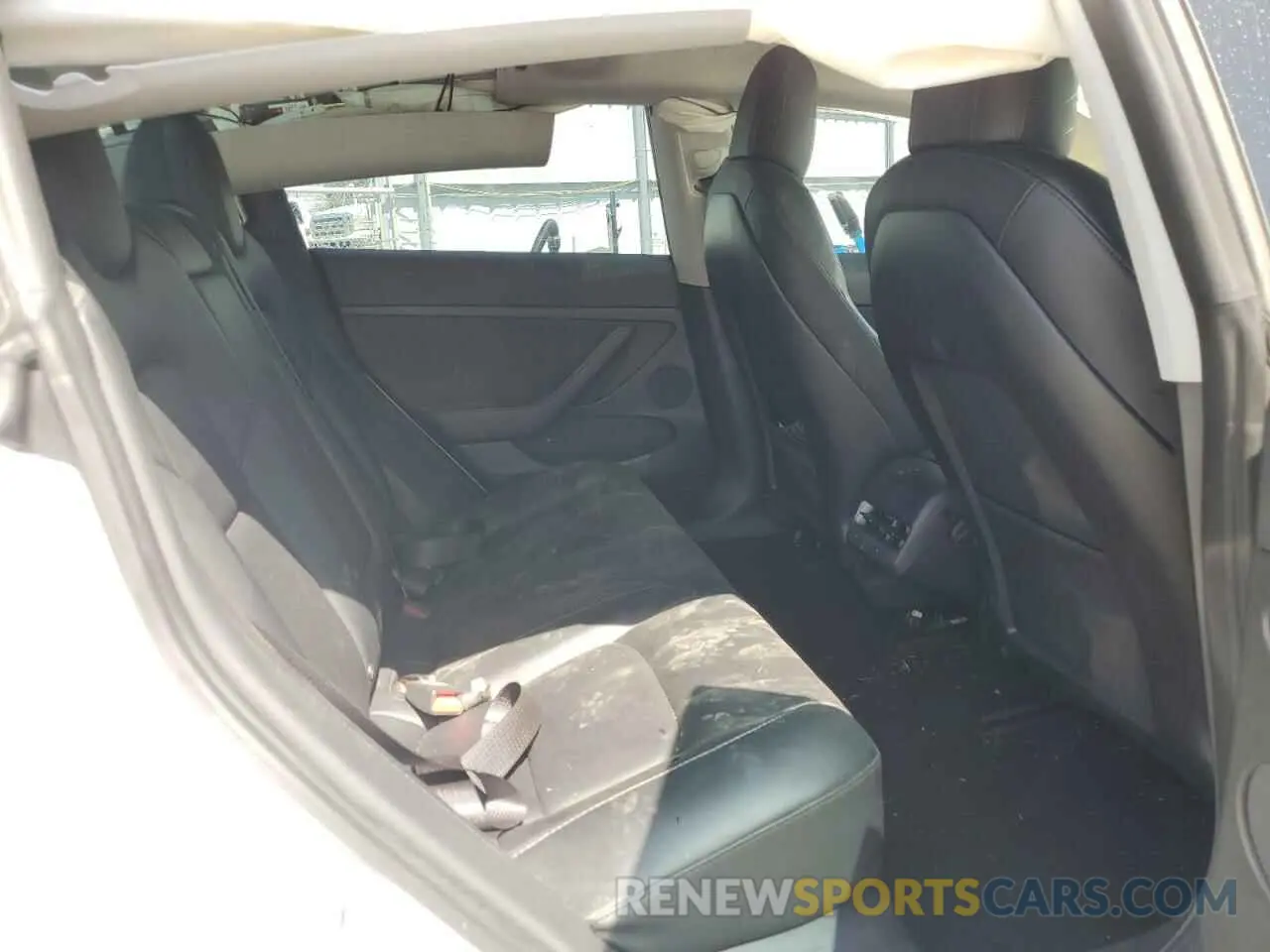 10 Photograph of a damaged car 5YJ3E1EA9PF383213 TESLA MODEL 3 2023