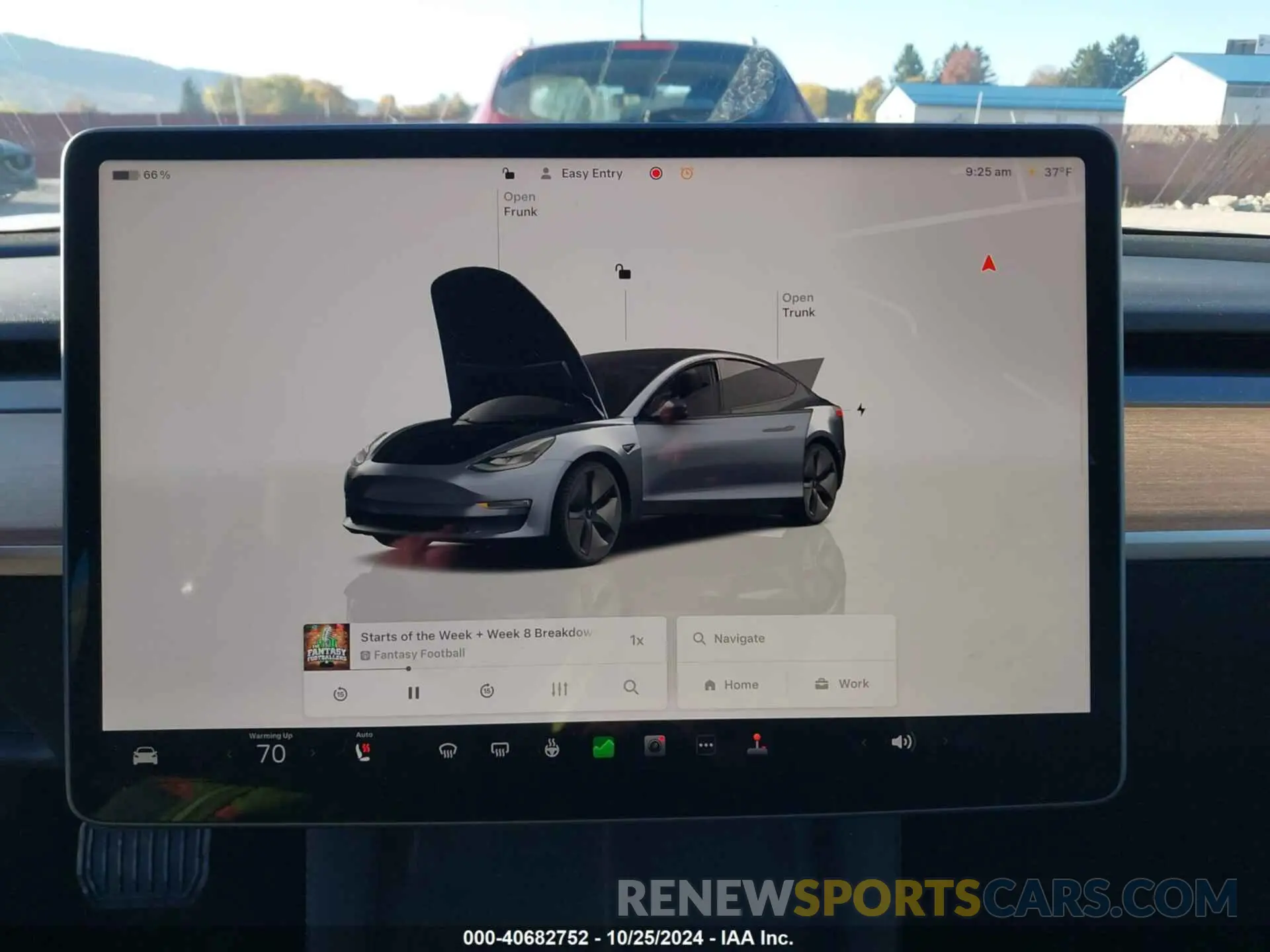 18 Фотография поврежденного автомобиля 5YJ3E1EA9PF404061 TESLA MODEL 3 2023