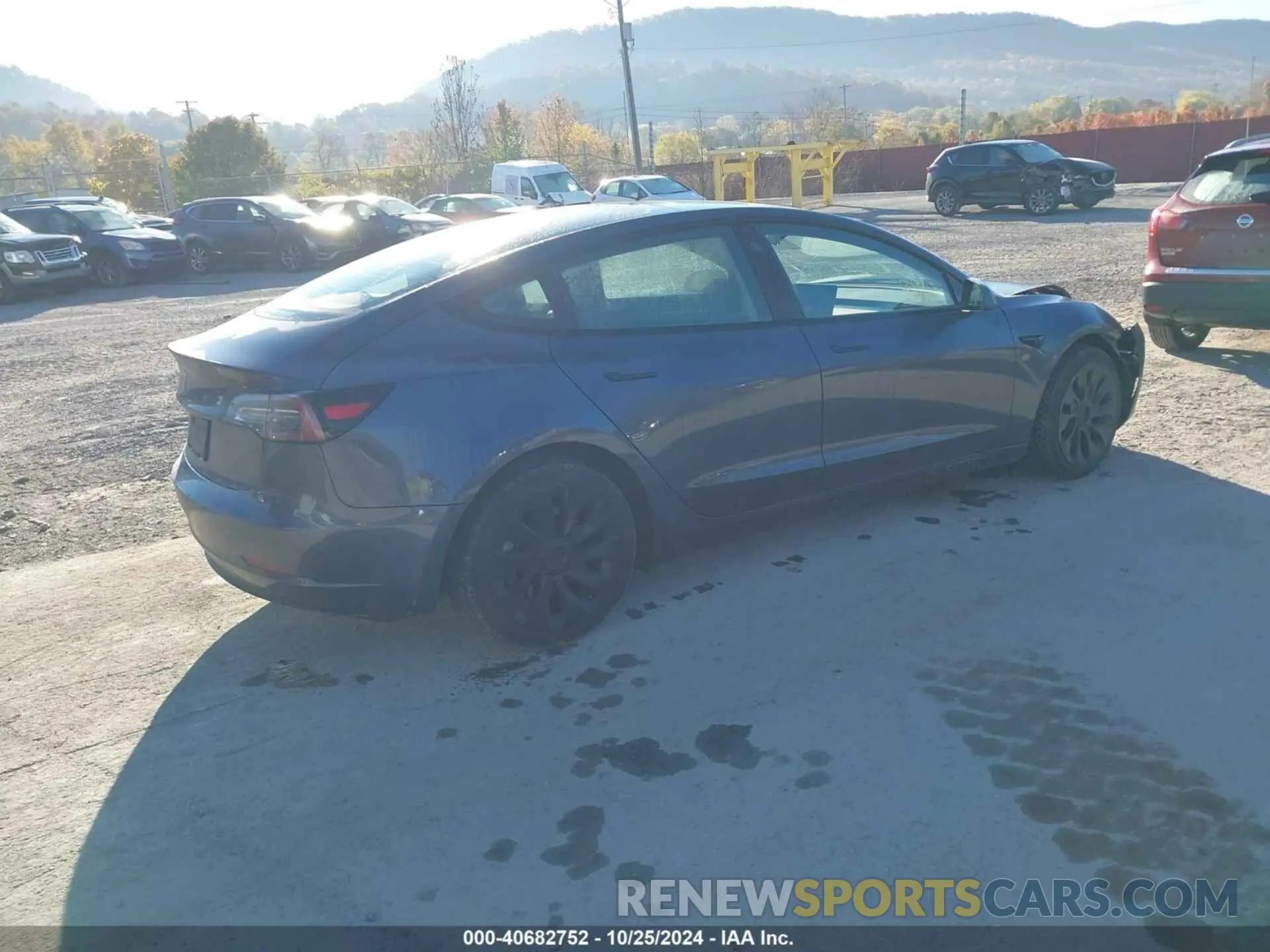 4 Фотография поврежденного автомобиля 5YJ3E1EA9PF404061 TESLA MODEL 3 2023