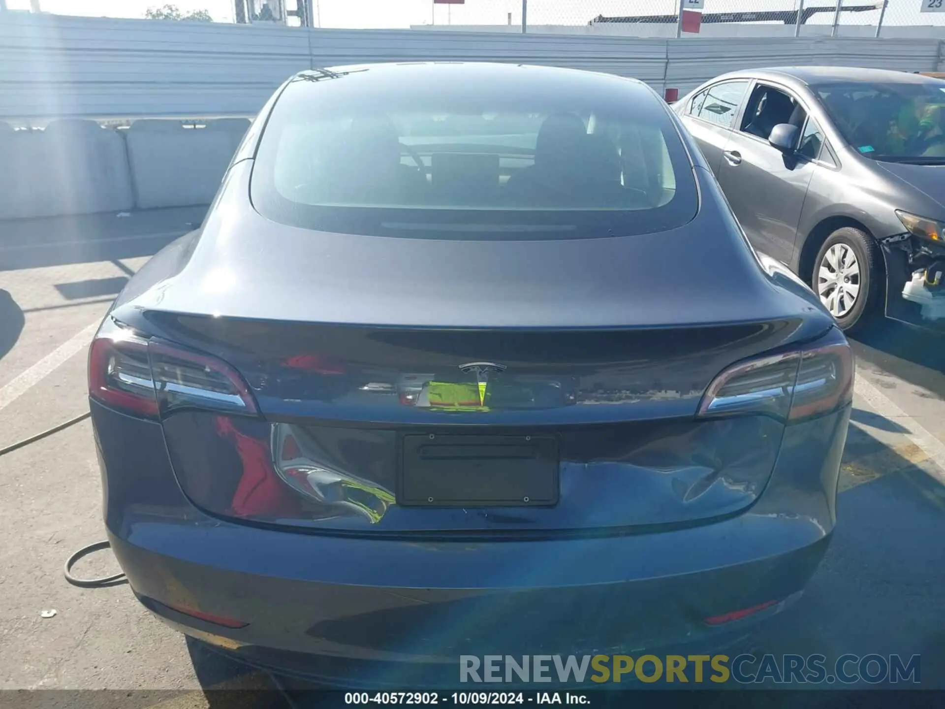 16 Фотография поврежденного автомобиля 5YJ3E1EA9PF408515 TESLA MODEL 3 2023