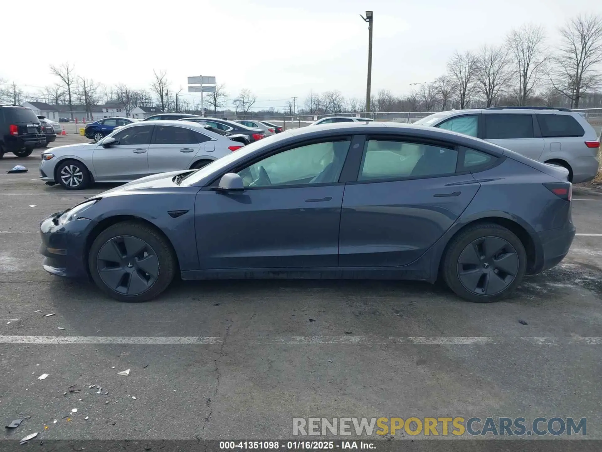 14 Фотография поврежденного автомобиля 5YJ3E1EA9PF426173 TESLA MODEL 3 2023