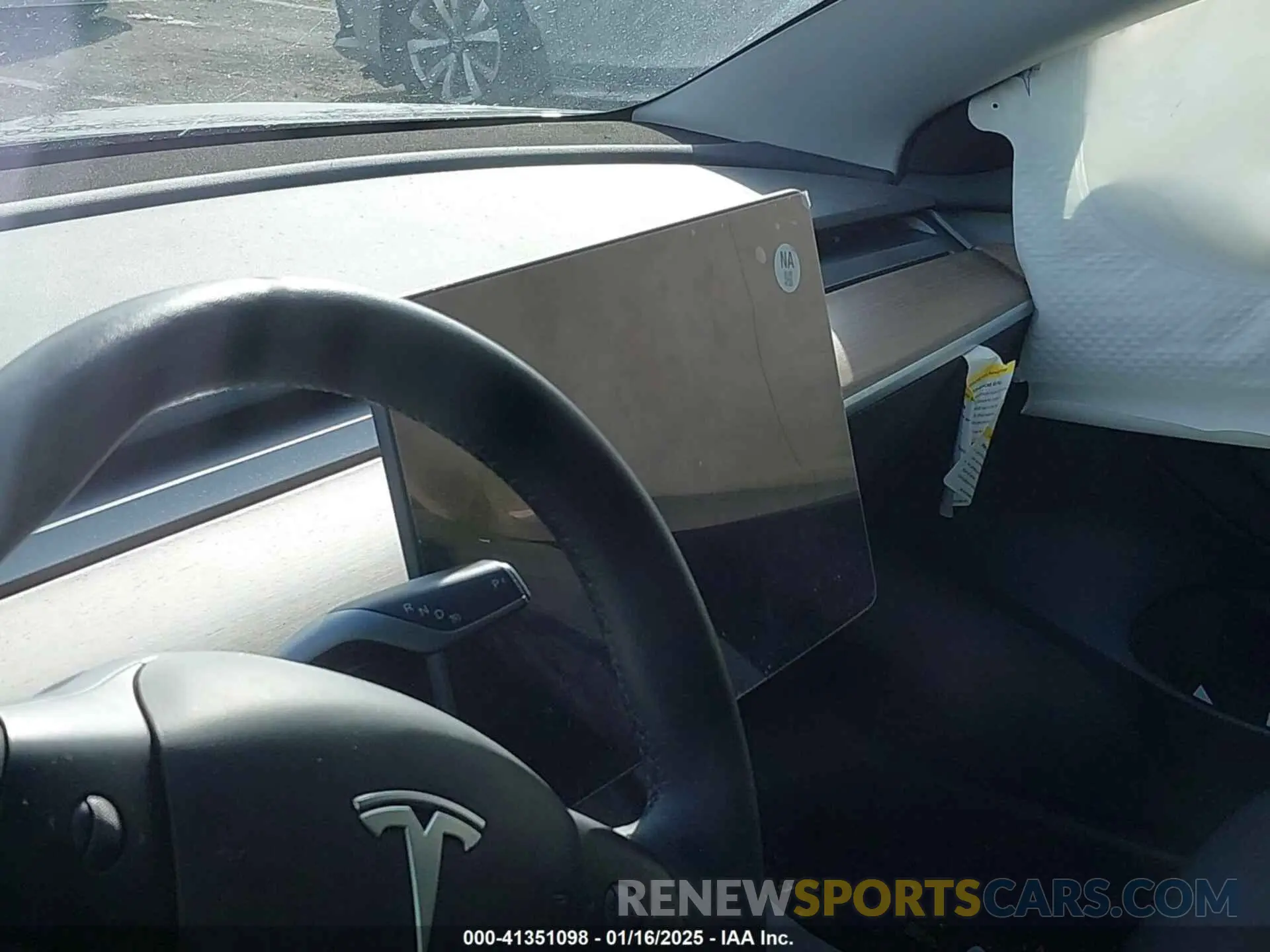 15 Фотография поврежденного автомобиля 5YJ3E1EA9PF426173 TESLA MODEL 3 2023