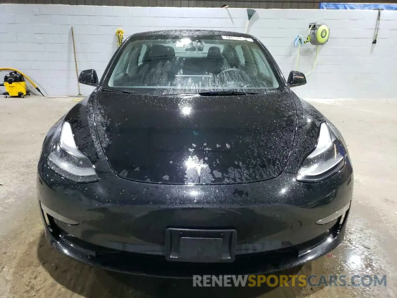 5 Photograph of a damaged car 5YJ3E1EA9PF439327 TESLA MODEL 3 2023