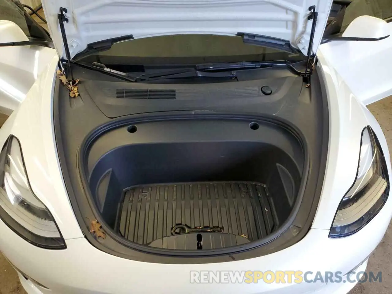 11 Photograph of a damaged car 5YJ3E1EA9PF467595 TESLA MODEL 3 2023