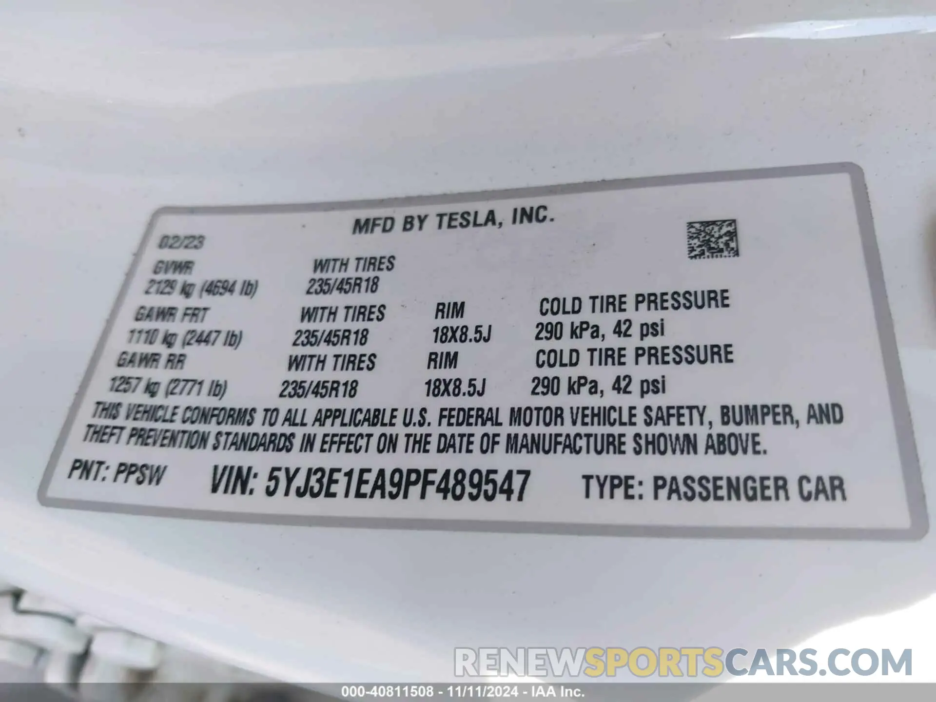 9 Photograph of a damaged car 5YJ3E1EA9PF489547 TESLA MODEL 3 2023