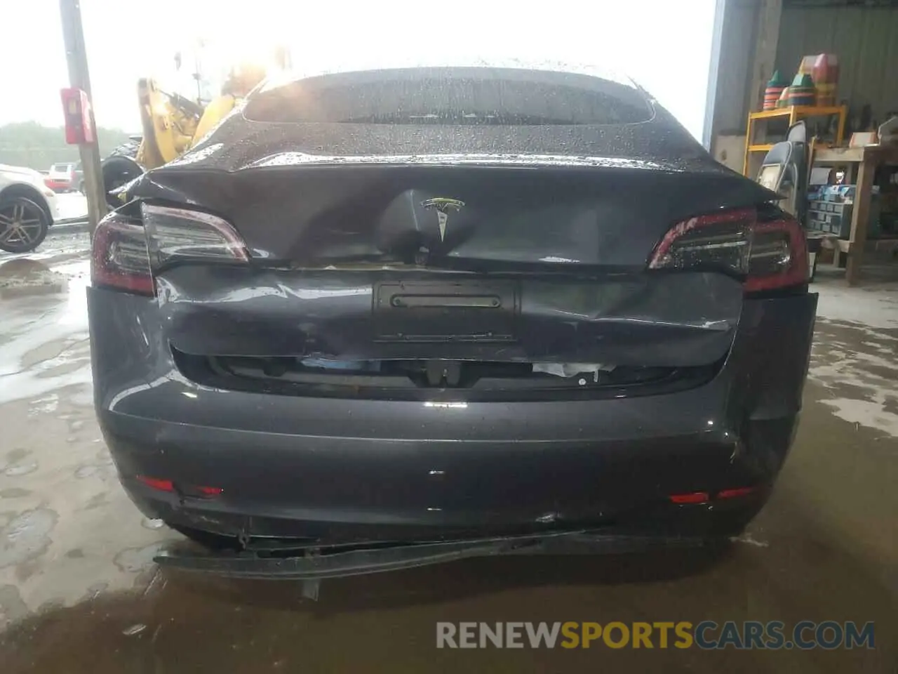 6 Фотография поврежденного автомобиля 5YJ3E1EA9PF504337 TESLA MODEL 3 2023