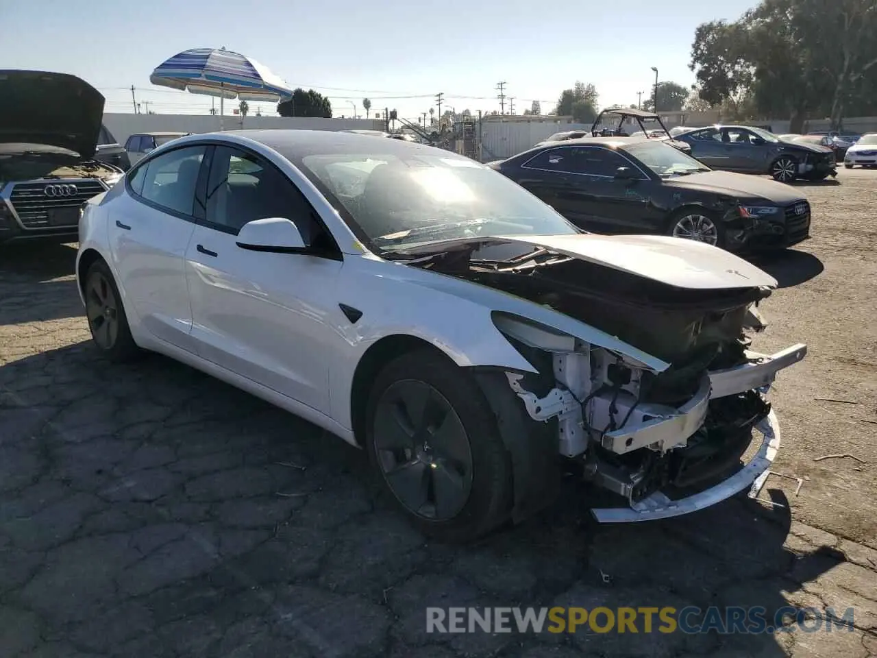 4 Photograph of a damaged car 5YJ3E1EA9PF517749 TESLA MODEL 3 2023
