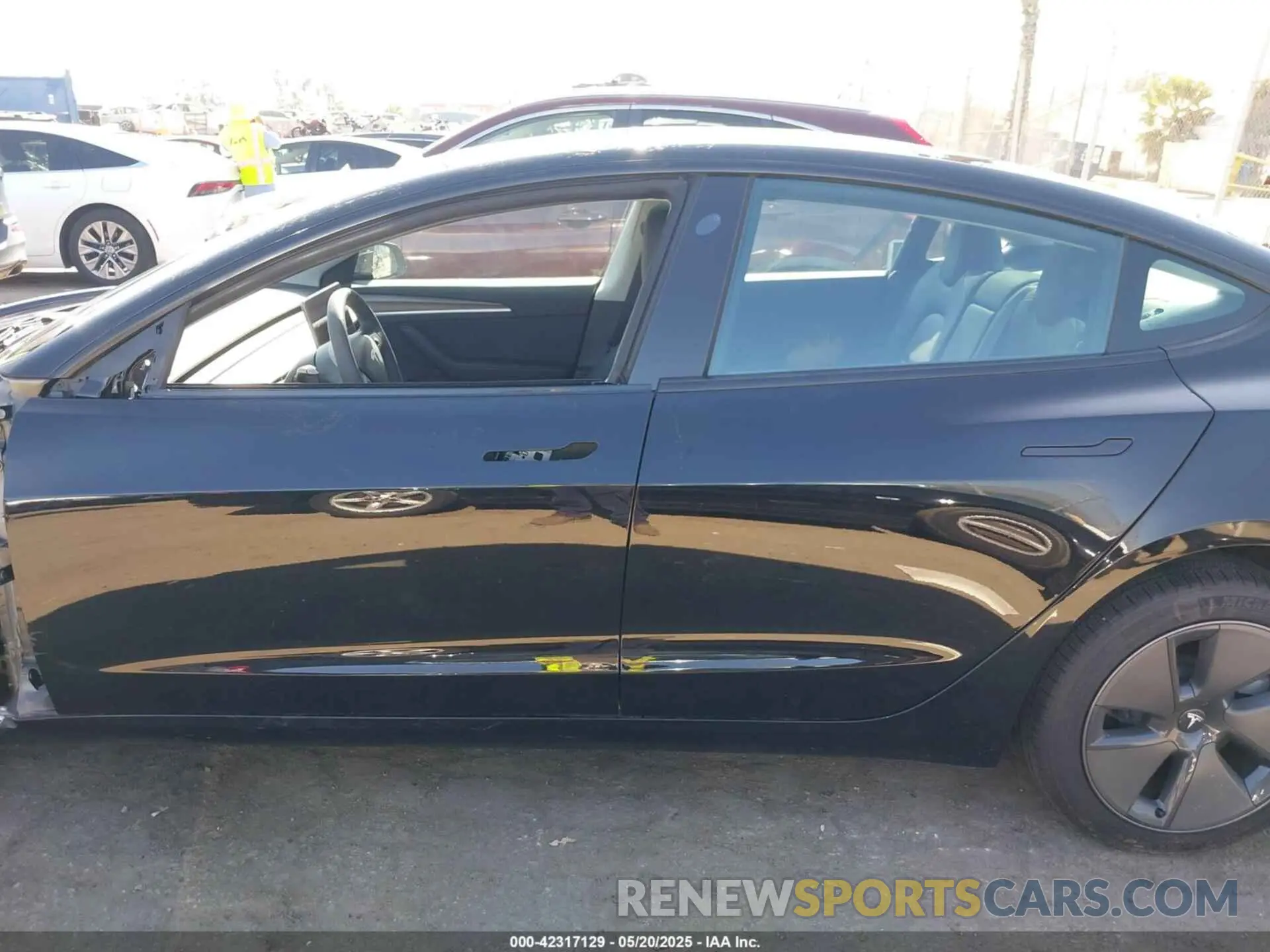 15 Photograph of a damaged car 5YJ3E1EA9PF541582 TESLA MODEL 3 2023