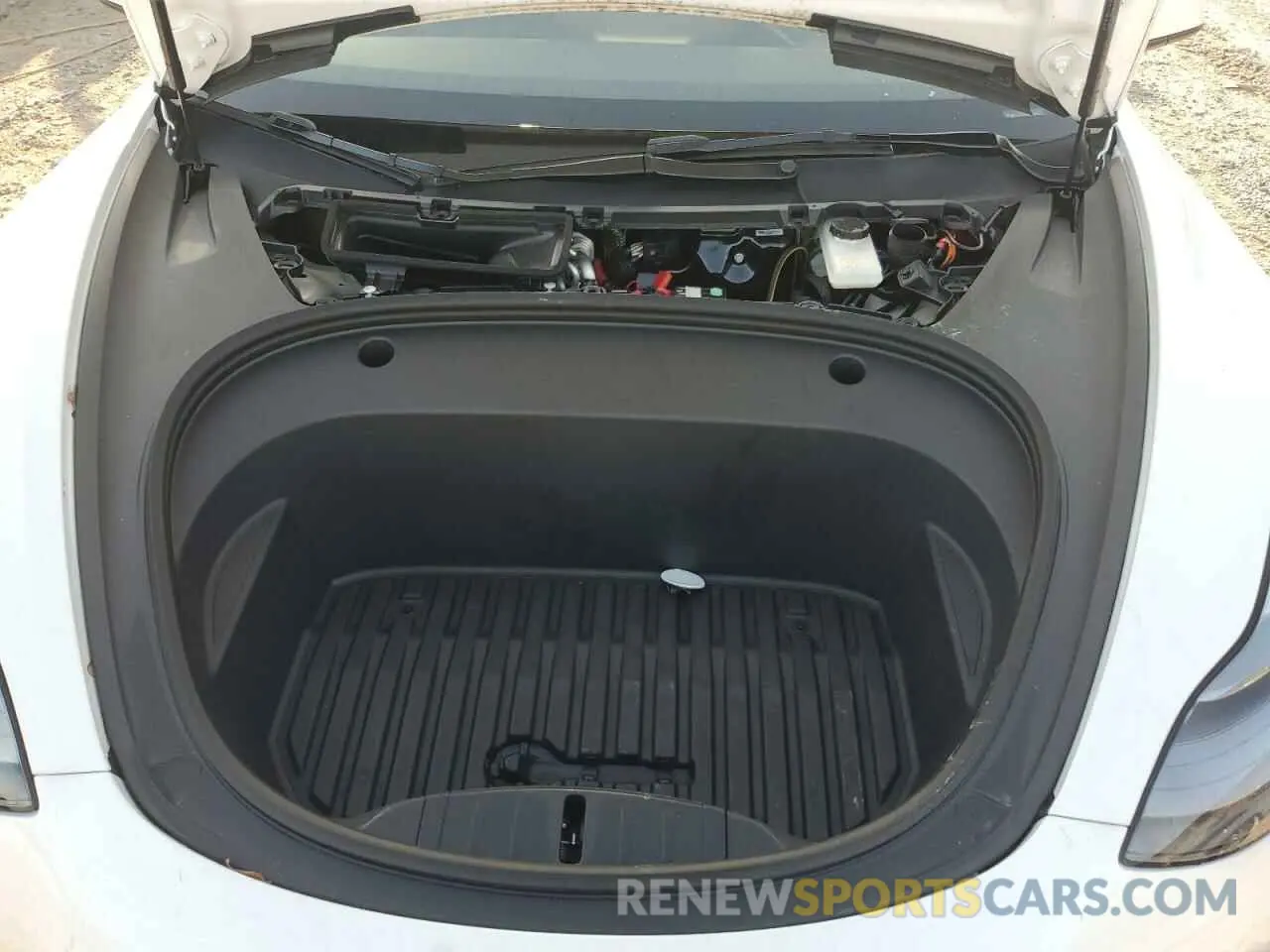 11 Photograph of a damaged car 5YJ3E1EA9PF550234 TESLA MODEL 3 2023