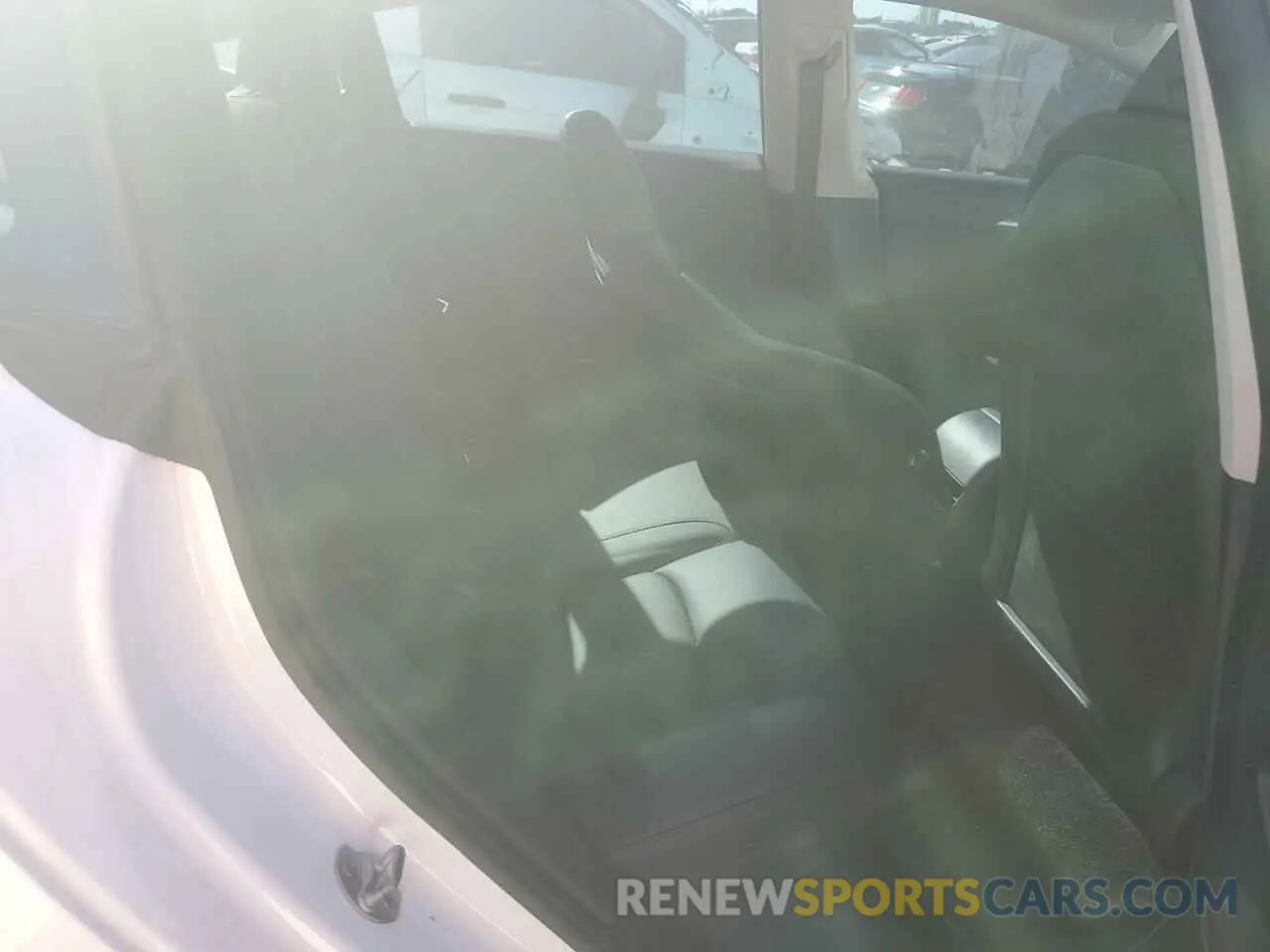 10 Photograph of a damaged car 5YJ3E1EA9PF552470 TESLA MODEL 3 2023