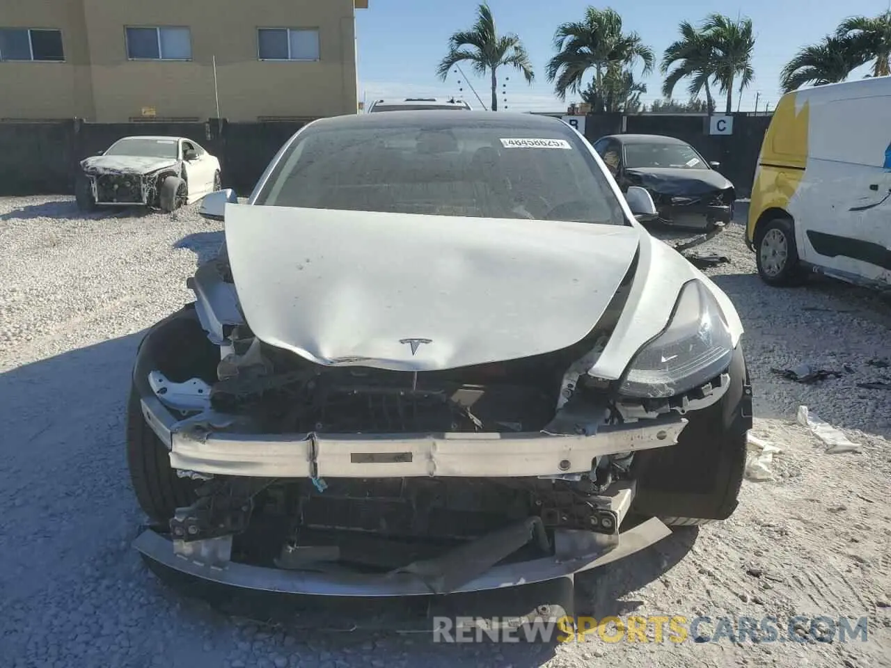 5 Photograph of a damaged car 5YJ3E1EA9PF552470 TESLA MODEL 3 2023