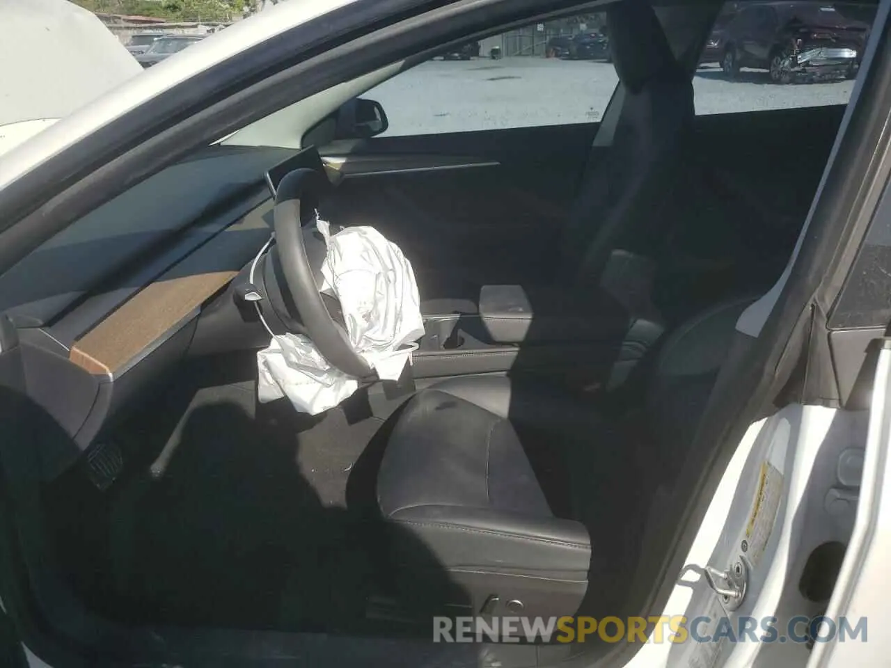 7 Photograph of a damaged car 5YJ3E1EA9PF552470 TESLA MODEL 3 2023