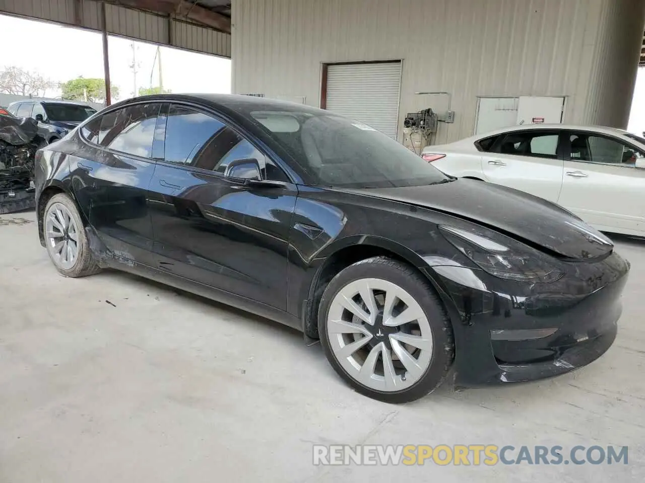 4 Фотография поврежденного автомобиля 5YJ3E1EA9PF565266 TESLA MODEL 3 2023