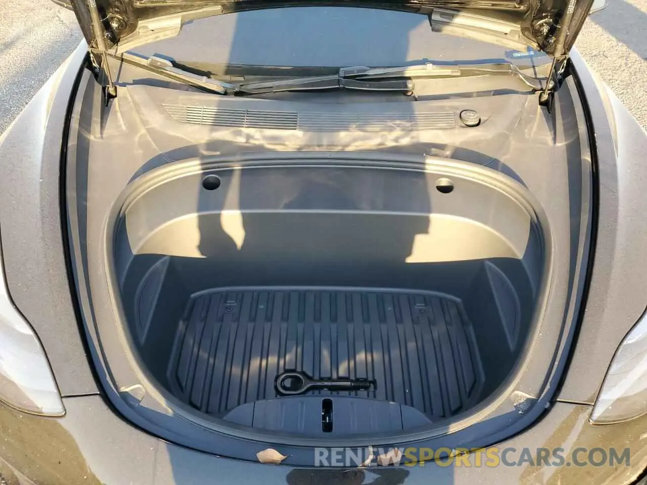 11 Фотография поврежденного автомобиля 5YJ3E1EA9PF567504 TESLA MODEL 3 2023