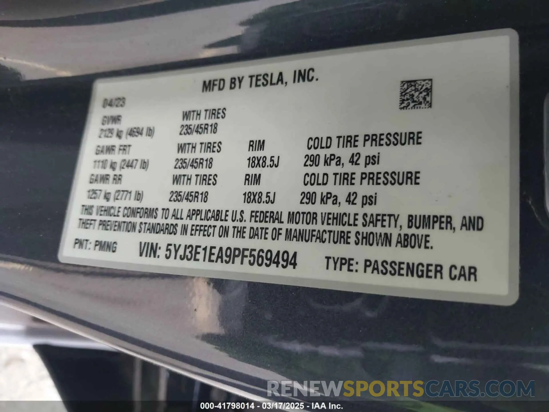 9 Photograph of a damaged car 5YJ3E1EA9PF569494 TESLA MODEL 3 2023