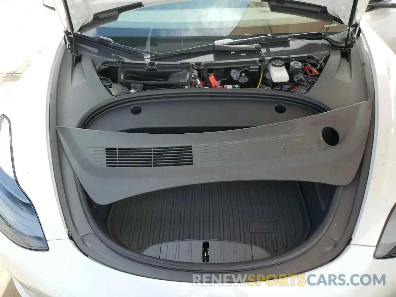 11 Photograph of a damaged car 5YJ3E1EA9PF575733 TESLA MODEL 3 2023