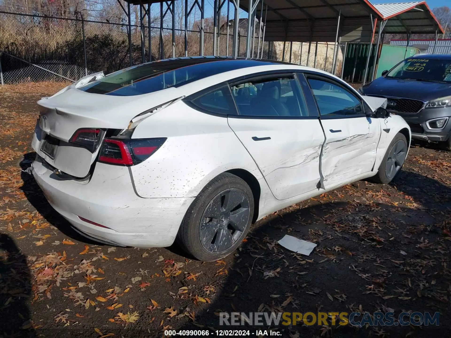 4 Photograph of a damaged car 5YJ3E1EA9PF577451 TESLA MODEL 3 2023