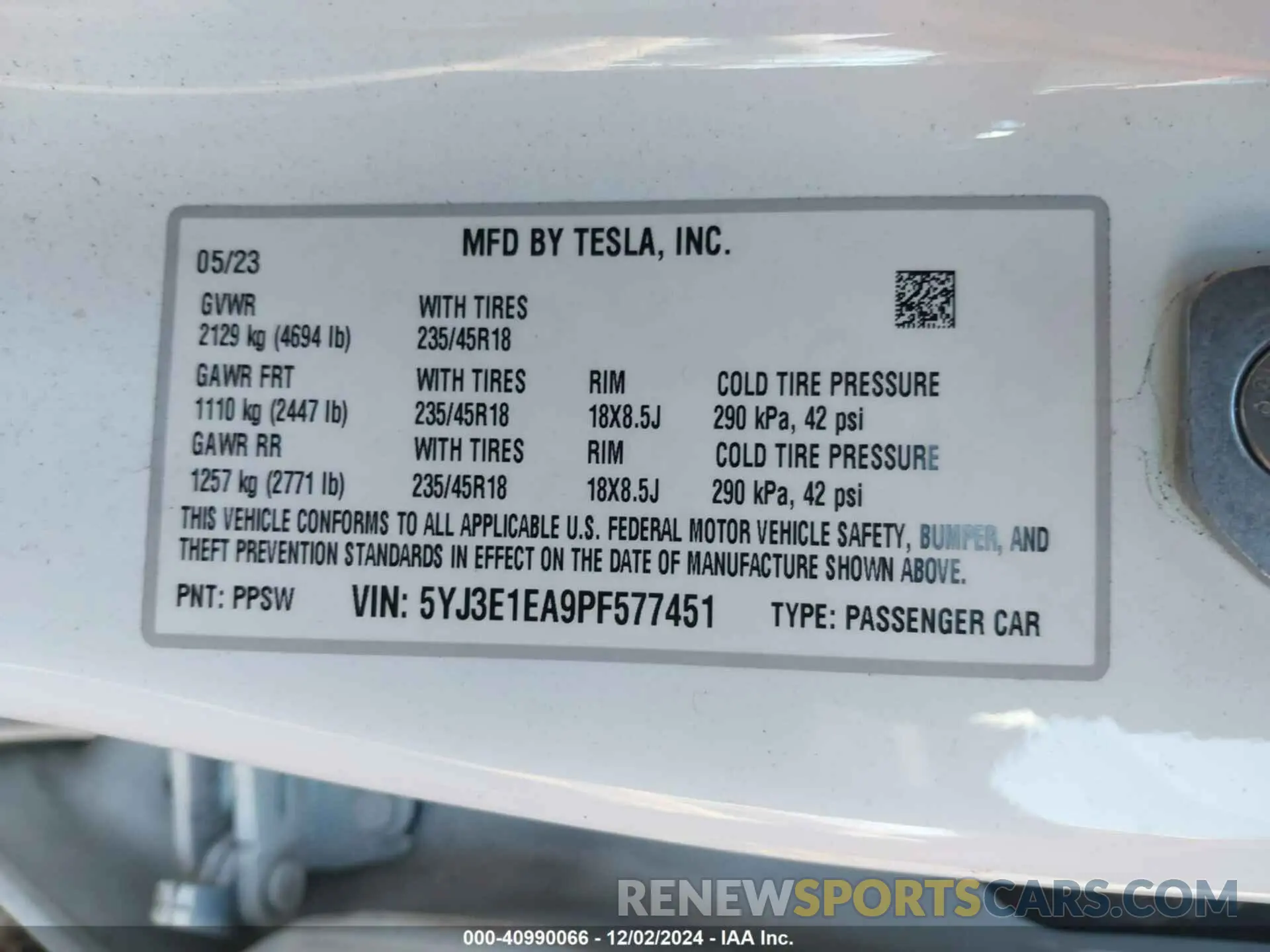 9 Photograph of a damaged car 5YJ3E1EA9PF577451 TESLA MODEL 3 2023