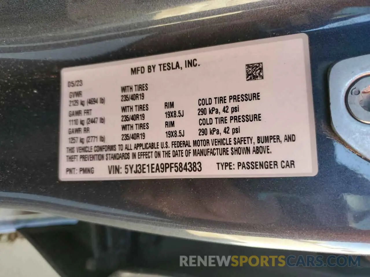 14 Photograph of a damaged car 5YJ3E1EA9PF584383 TESLA MODEL 3 2023