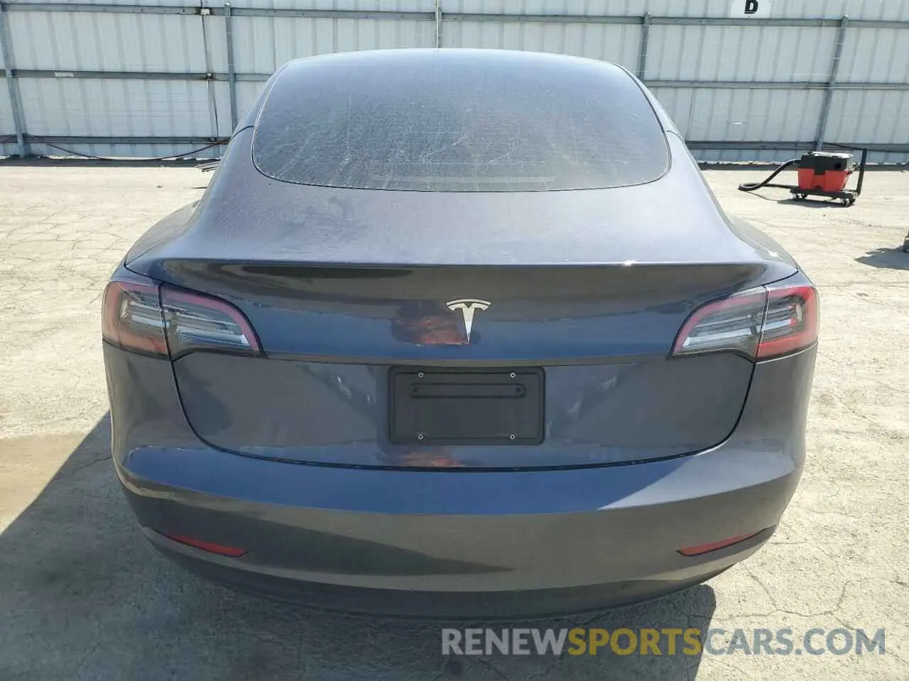 6 Photograph of a damaged car 5YJ3E1EA9PF601845 TESLA MODEL 3 2023