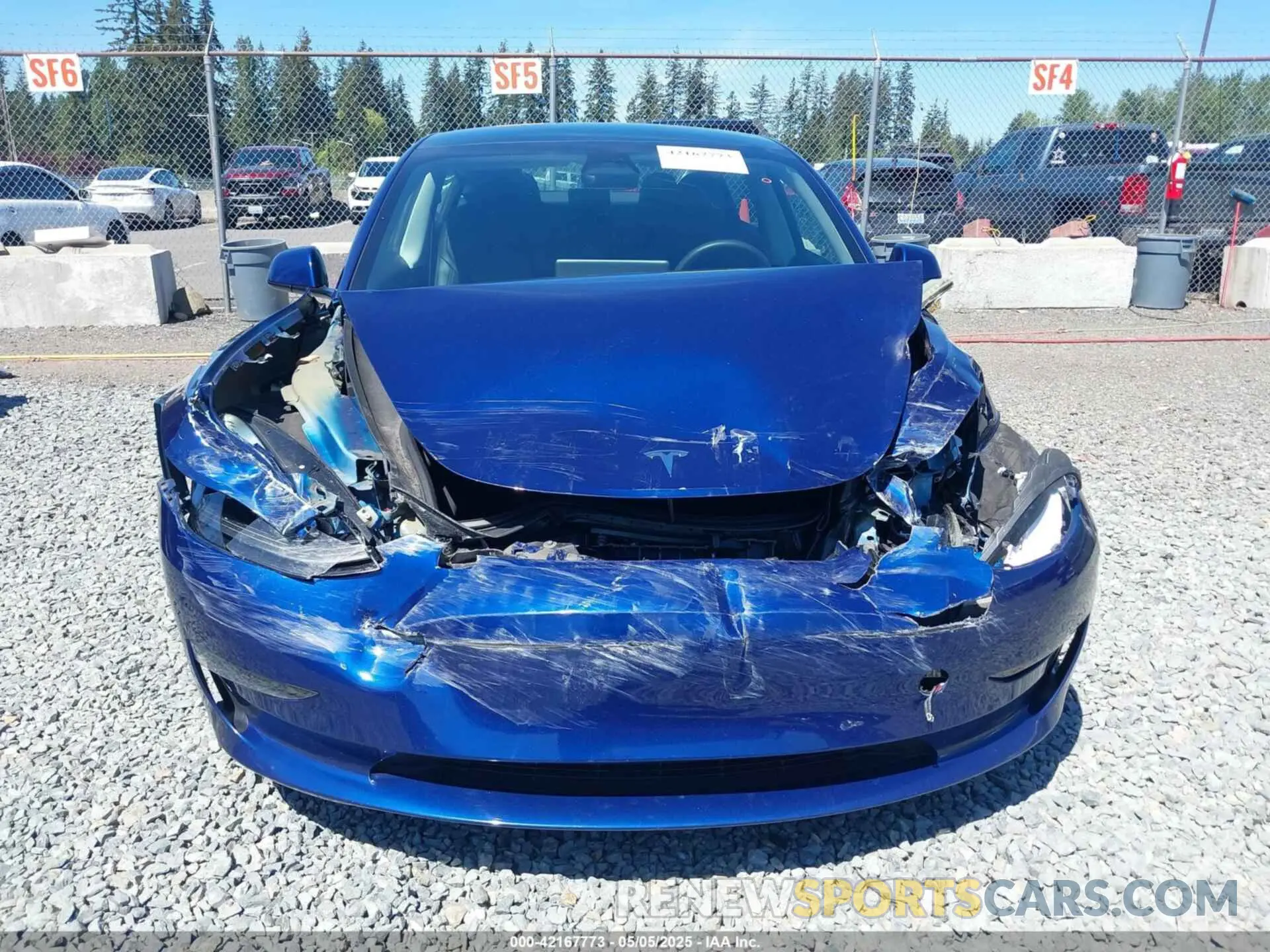 12 Photograph of a damaged car 5YJ3E1EA9PF639141 TESLA MODEL 3 2023