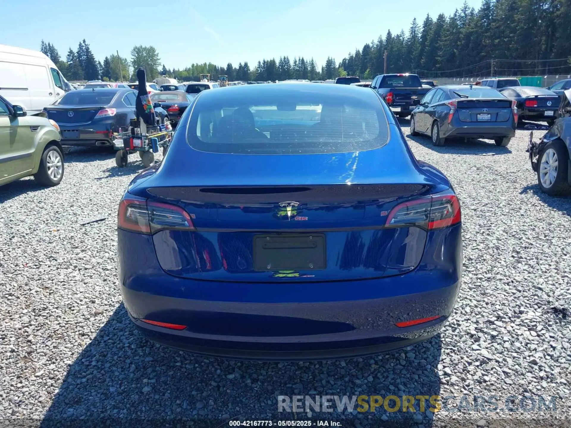 16 Photograph of a damaged car 5YJ3E1EA9PF639141 TESLA MODEL 3 2023