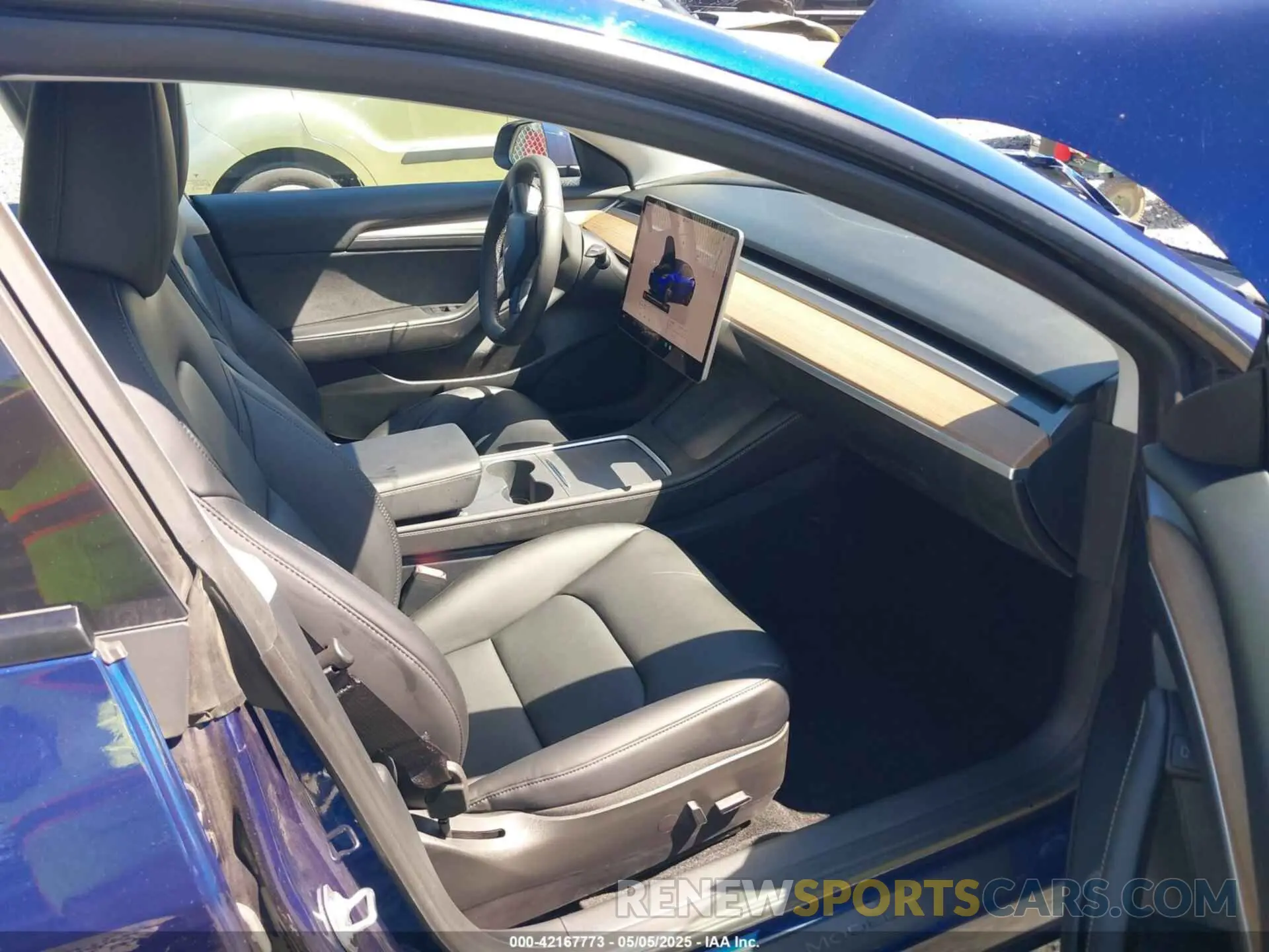 5 Photograph of a damaged car 5YJ3E1EA9PF639141 TESLA MODEL 3 2023