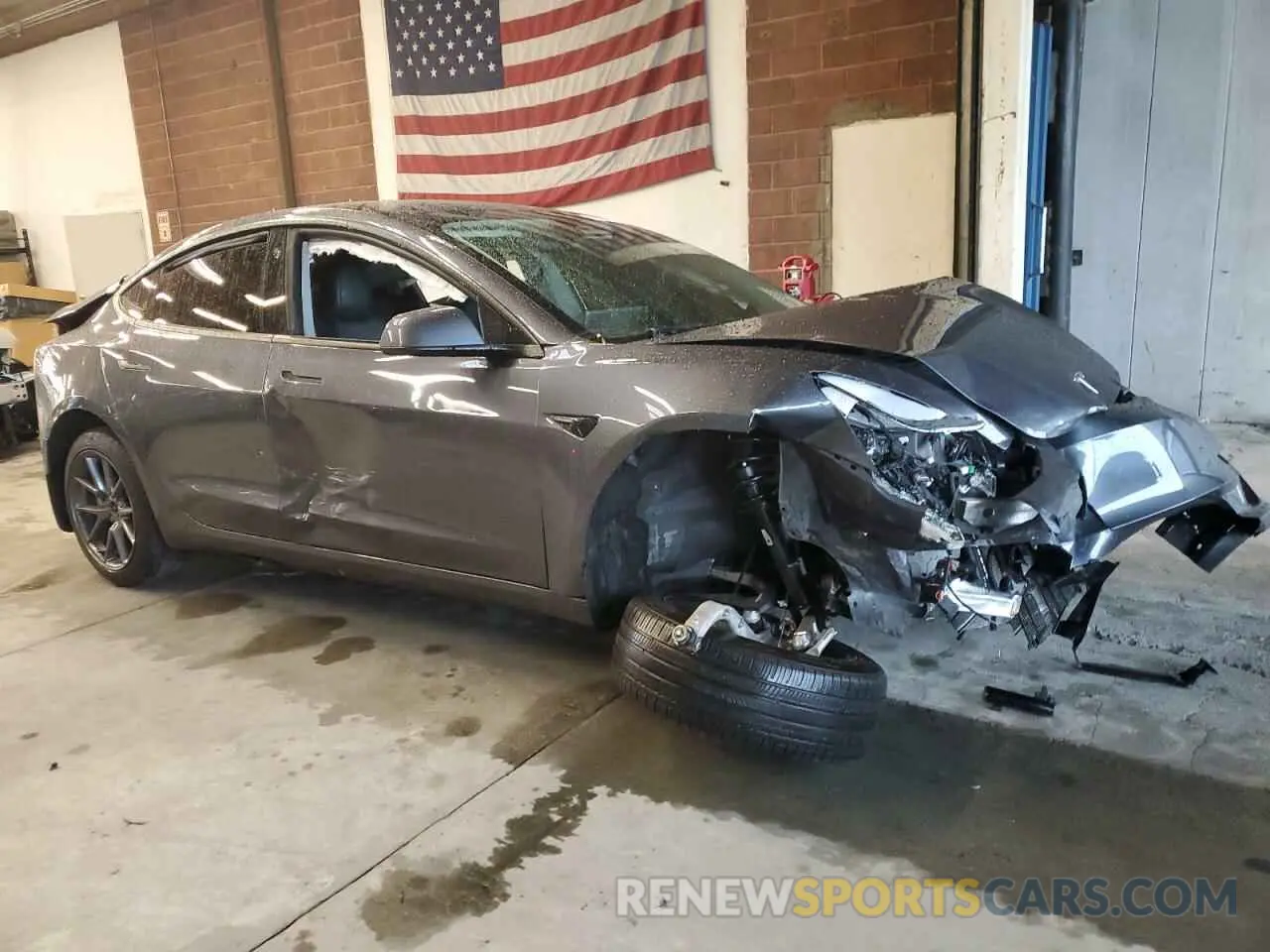 4 Фотография поврежденного автомобиля 5YJ3E1EA9PF657431 TESLA MODEL 3 2023
