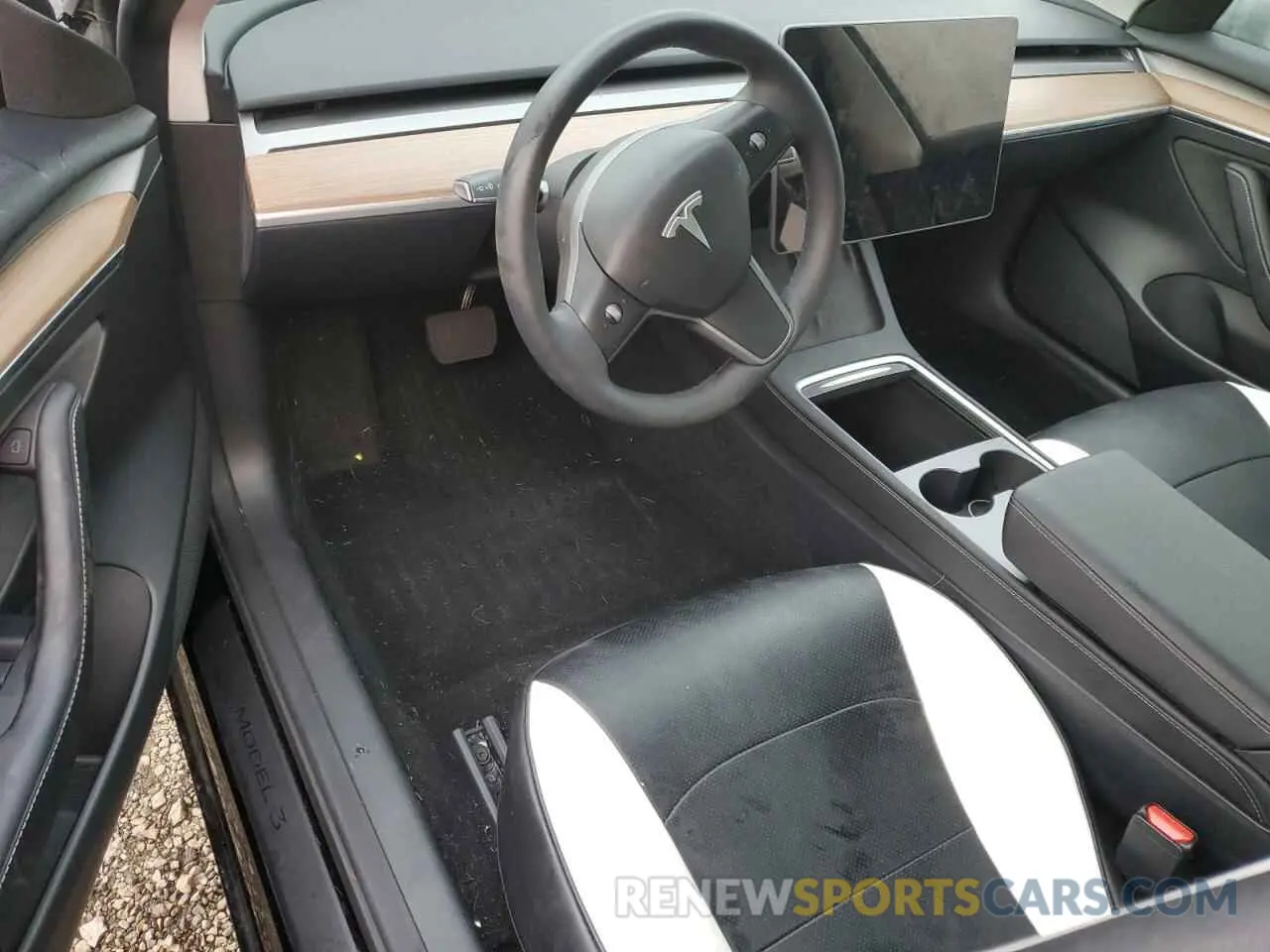 8 Фотография поврежденного автомобиля 5YJ3E1EA9PF667960 TESLA MODEL 3 2023