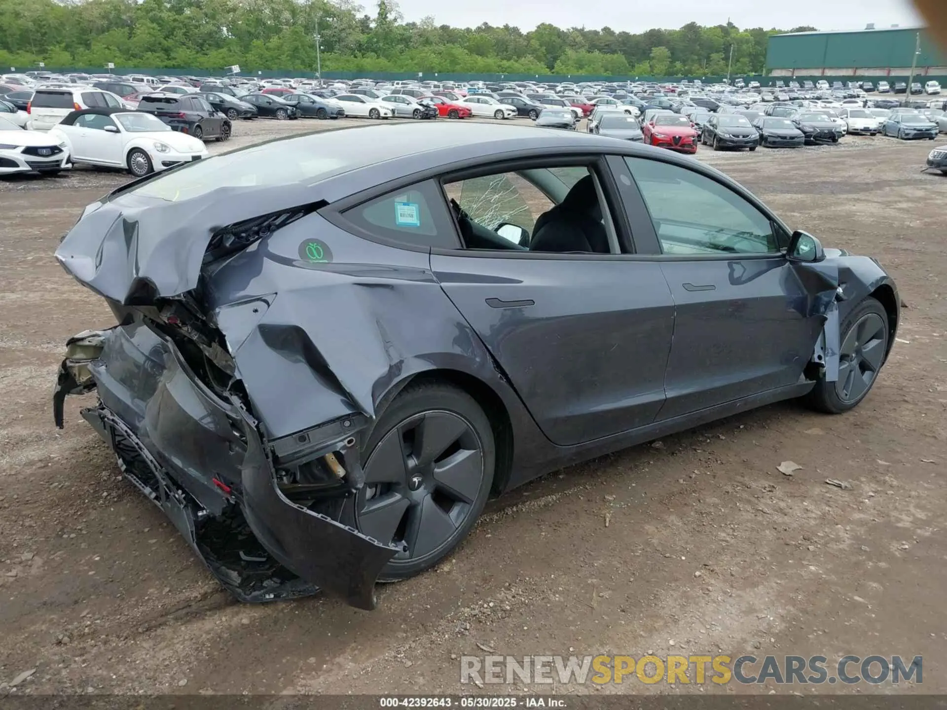 4 Photograph of a damaged car 5YJ3E1EA9PF673399 TESLA MODEL 3 2023