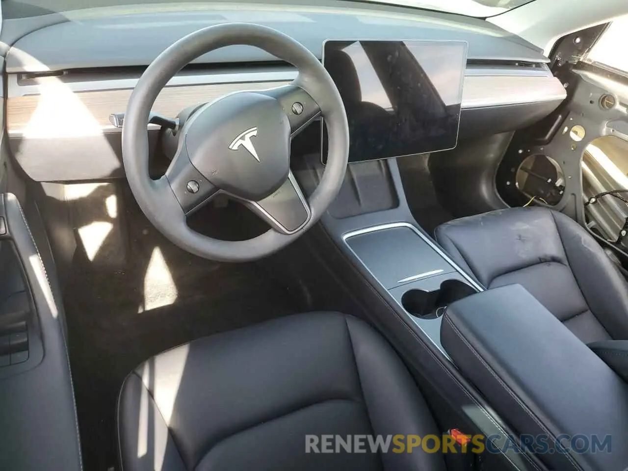 8 Photograph of a damaged car 5YJ3E1EA9PF676724 TESLA MODEL 3 2023