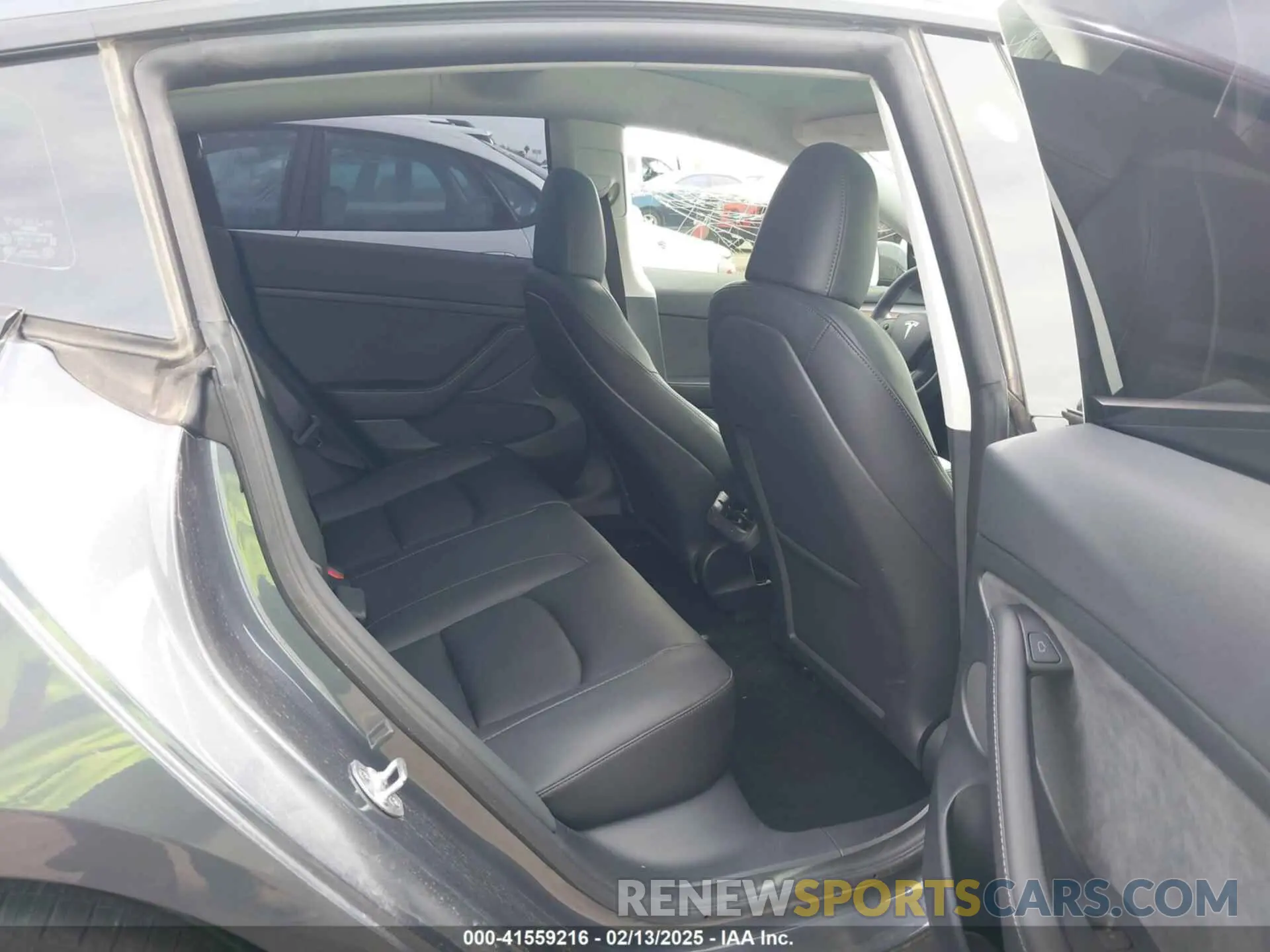 8 Photograph of a damaged car 5YJ3E1EA9PF678473 TESLA MODEL 3 2023