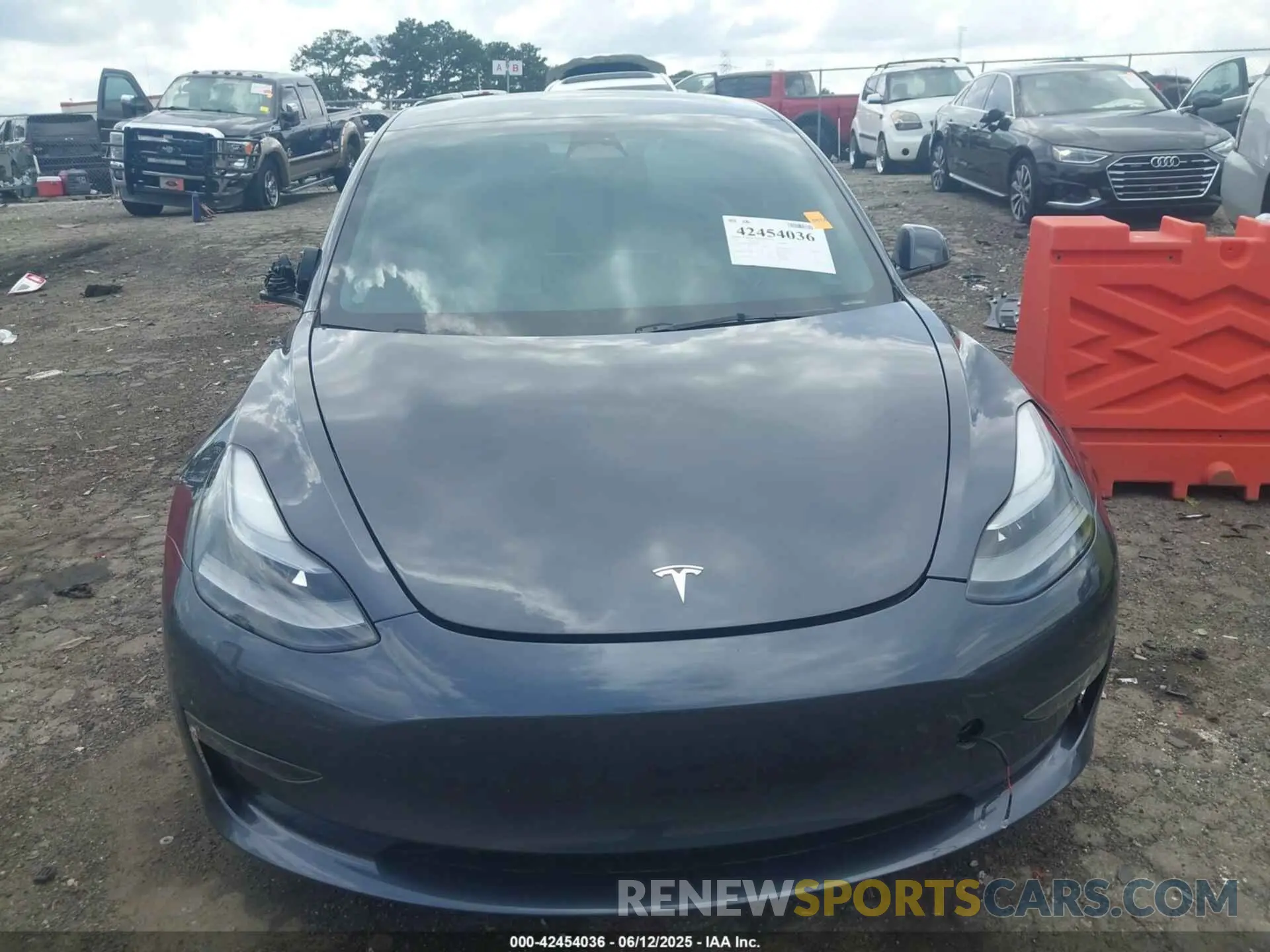 11 Фотография поврежденного автомобиля 5YJ3E1EA9PF687349 TESLA MODEL 3 2023