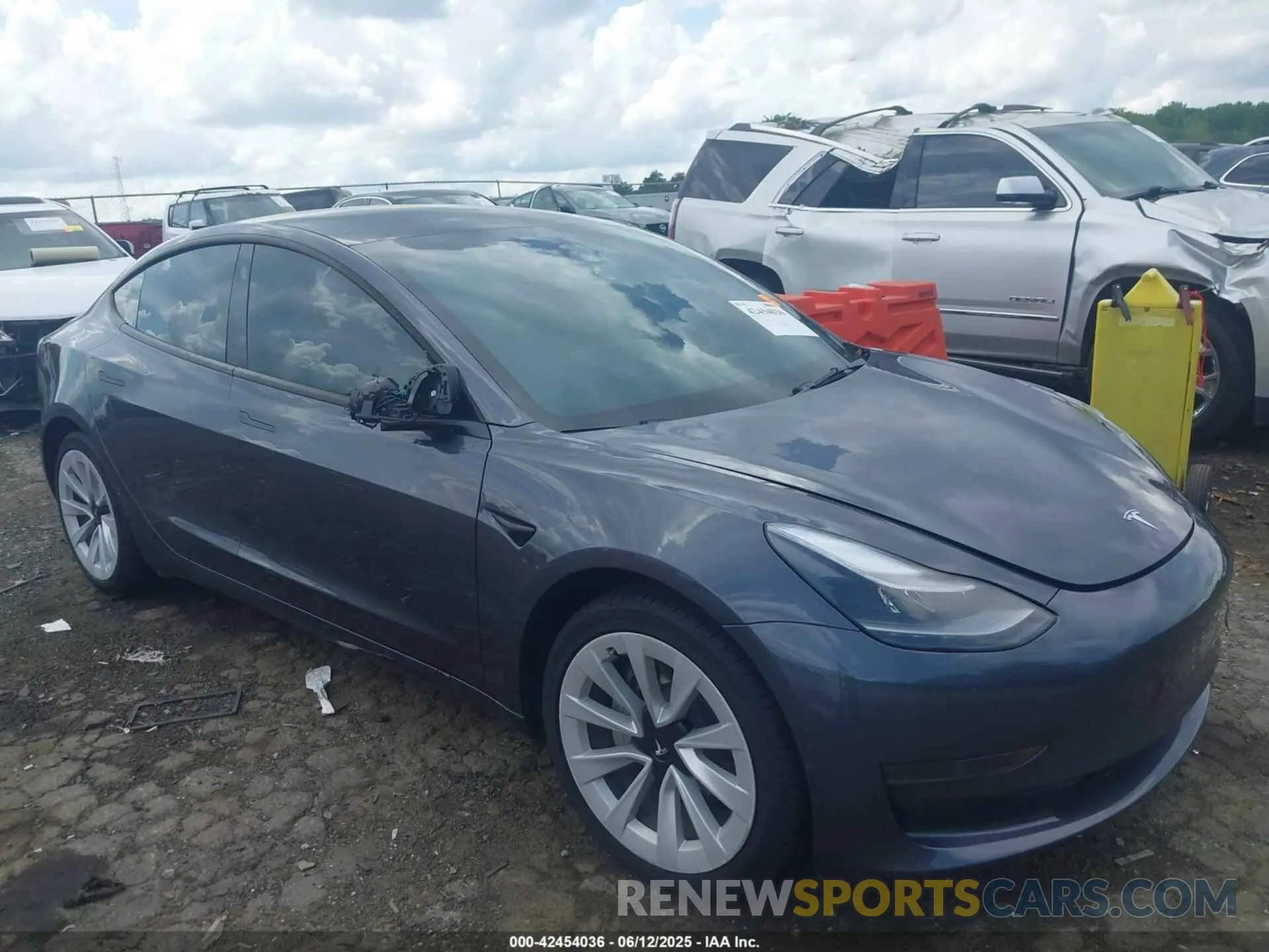 6 Фотография поврежденного автомобиля 5YJ3E1EA9PF687349 TESLA MODEL 3 2023