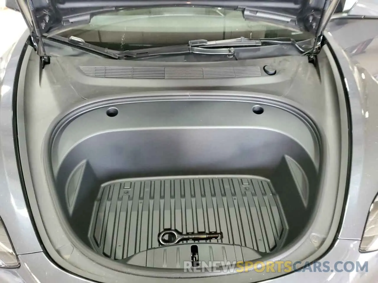 11 Фотография поврежденного автомобиля 5YJ3E1EA9PF697895 TESLA MODEL 3 2023