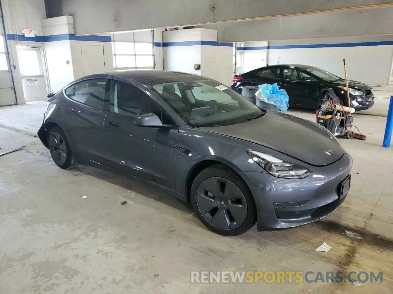 4 Фотография поврежденного автомобиля 5YJ3E1EA9PF697895 TESLA MODEL 3 2023