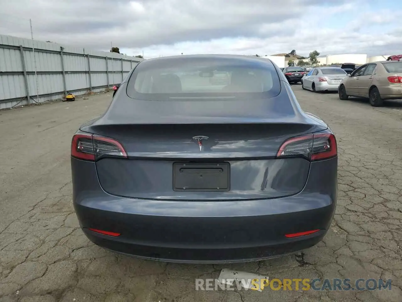6 Фотография поврежденного автомобиля 5YJ3E1EA9PF704747 TESLA MODEL 3 2023