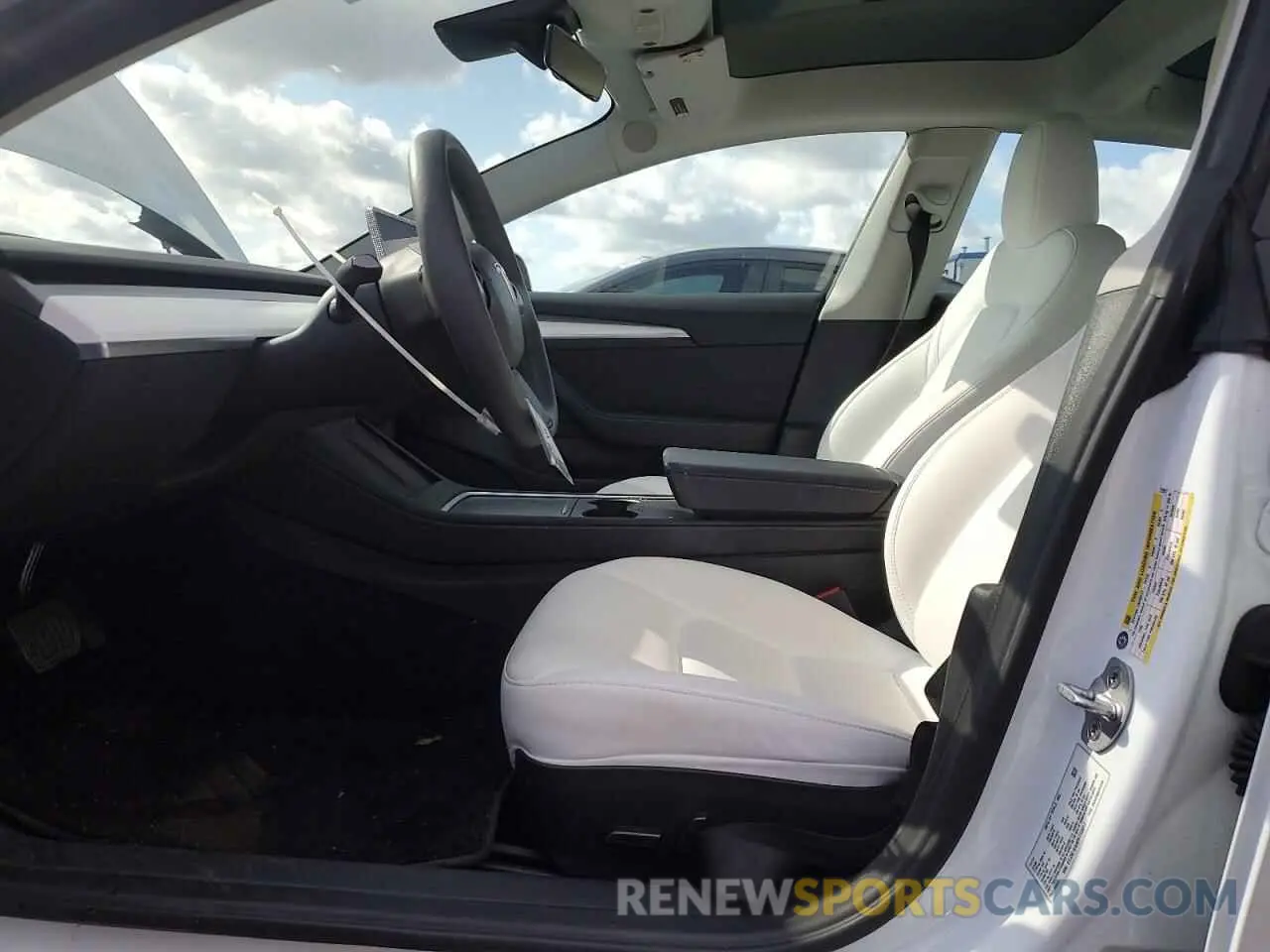 7 Photograph of a damaged car 5YJ3E1EA9PF713917 TESLA MODEL 3 2023