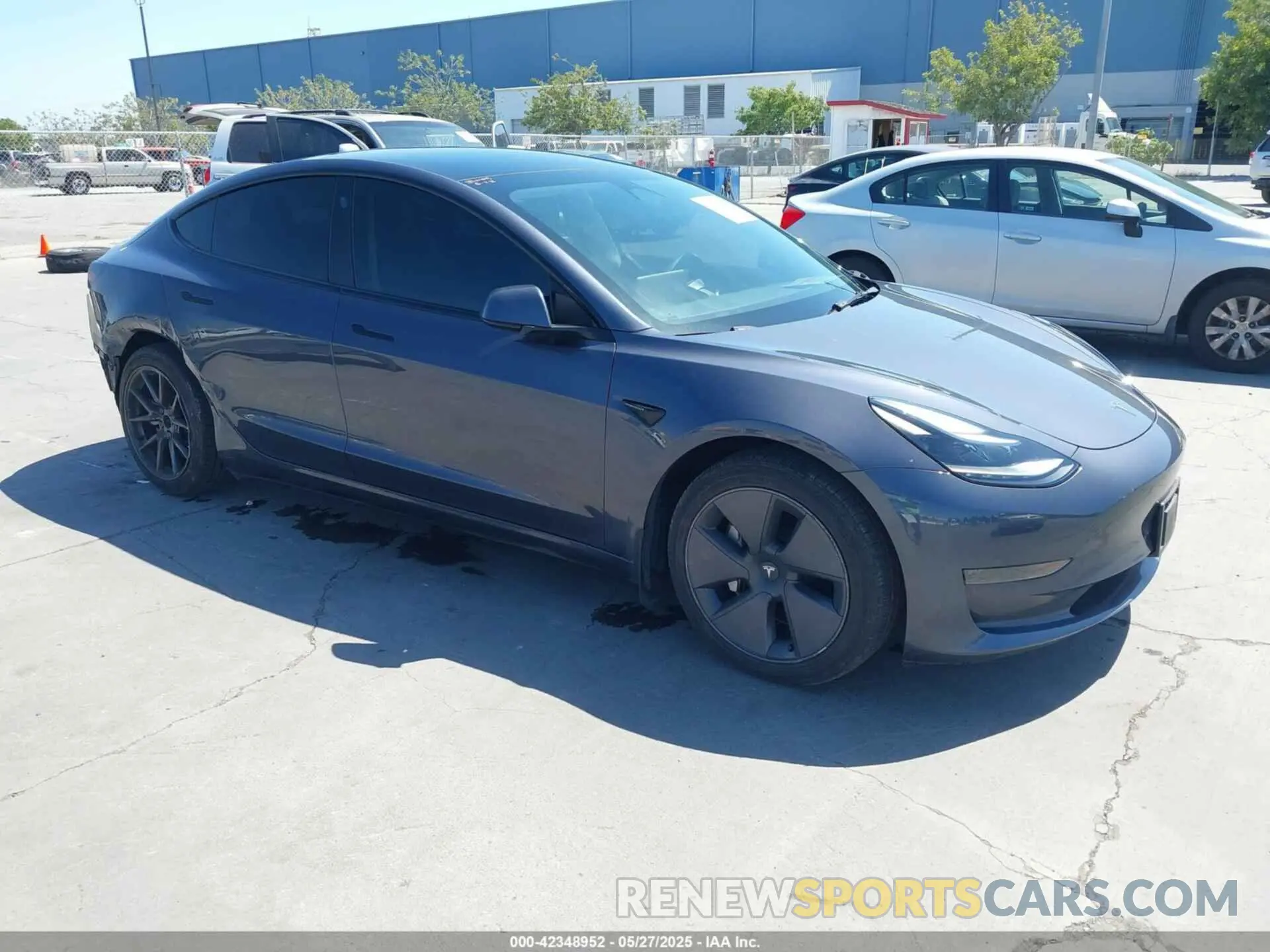 1 Фотография поврежденного автомобиля 5YJ3E1EAXPF405588 TESLA MODEL 3 2023